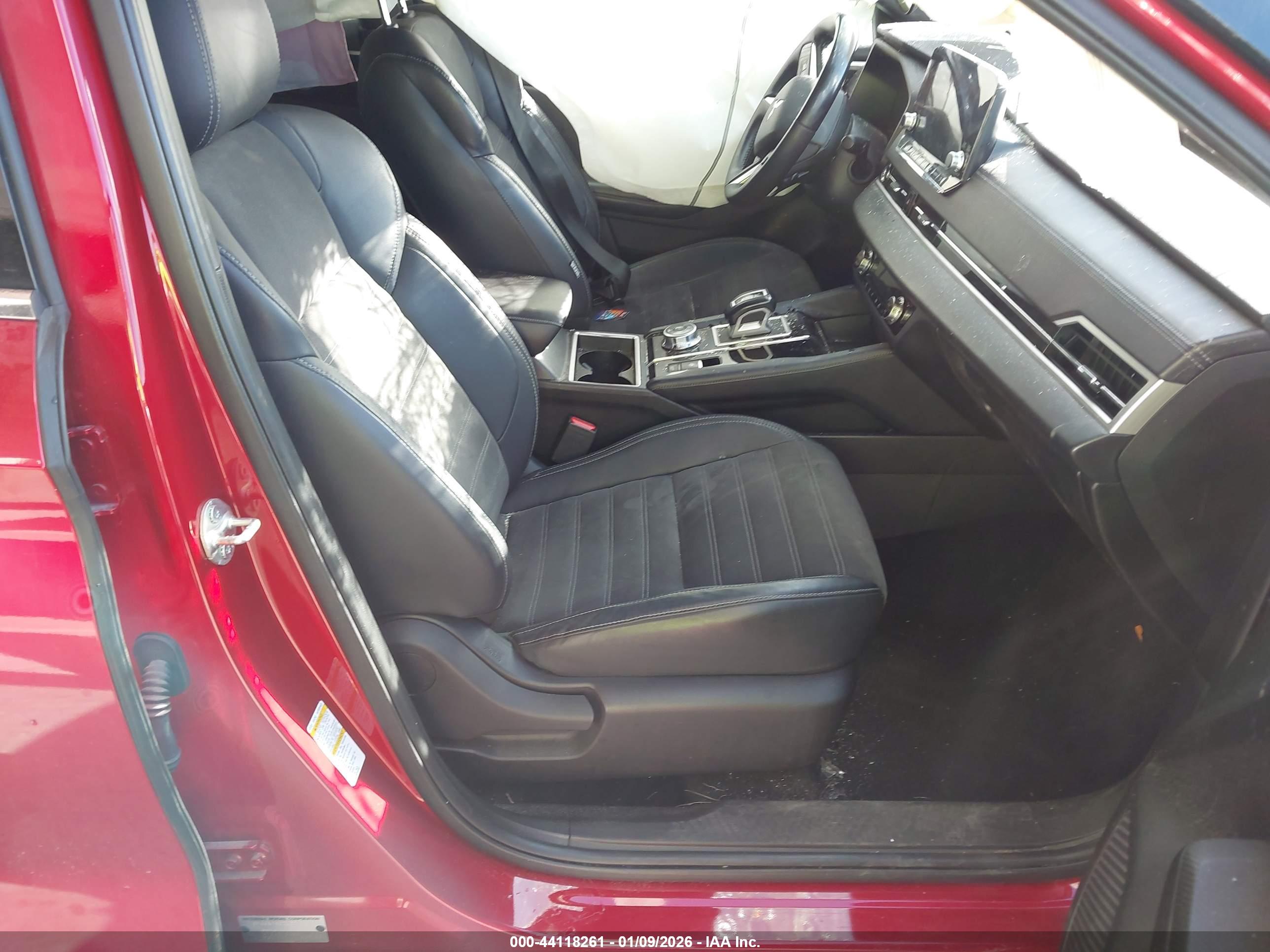 MITSUBISHI OUTLANDER image 5