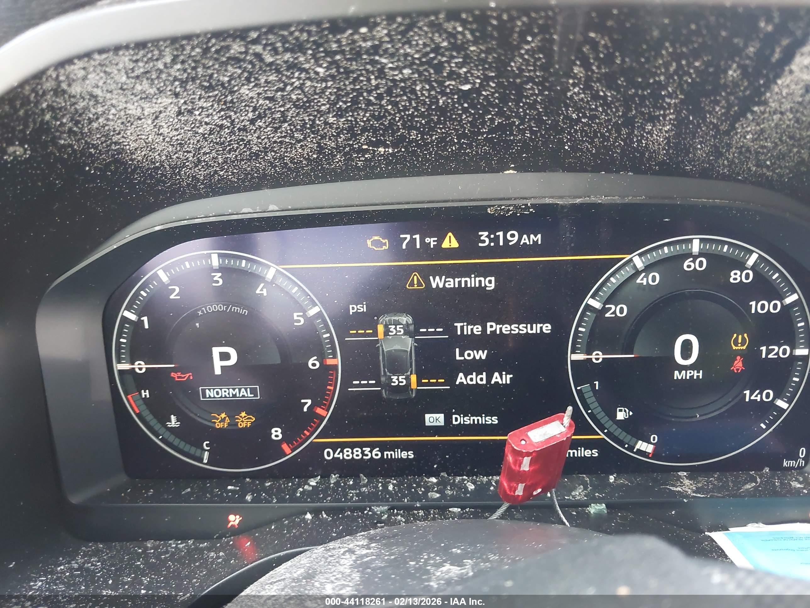 MITSUBISHI OUTLANDER image 7