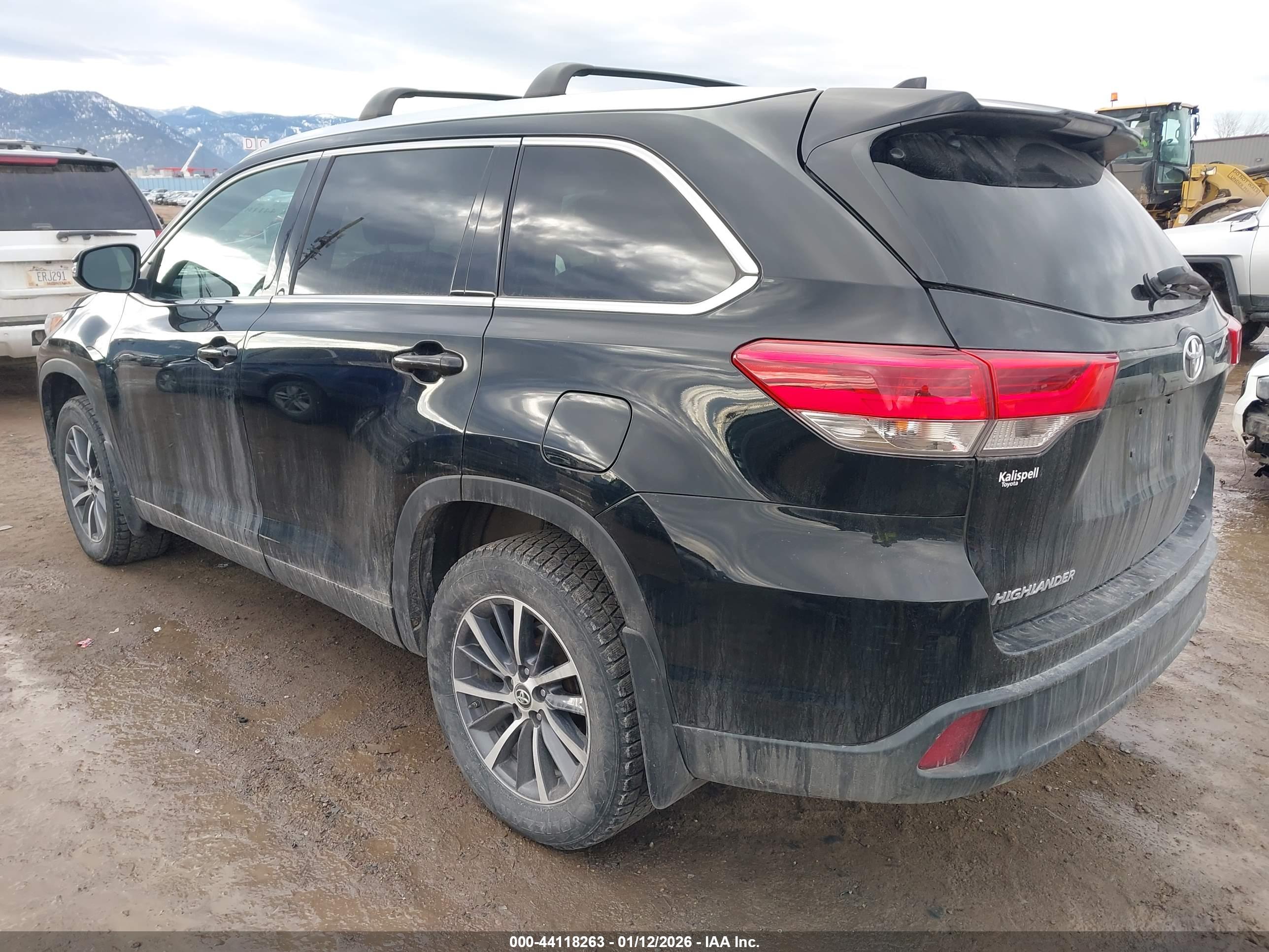 TOYOTA HIGHLANDER image 3