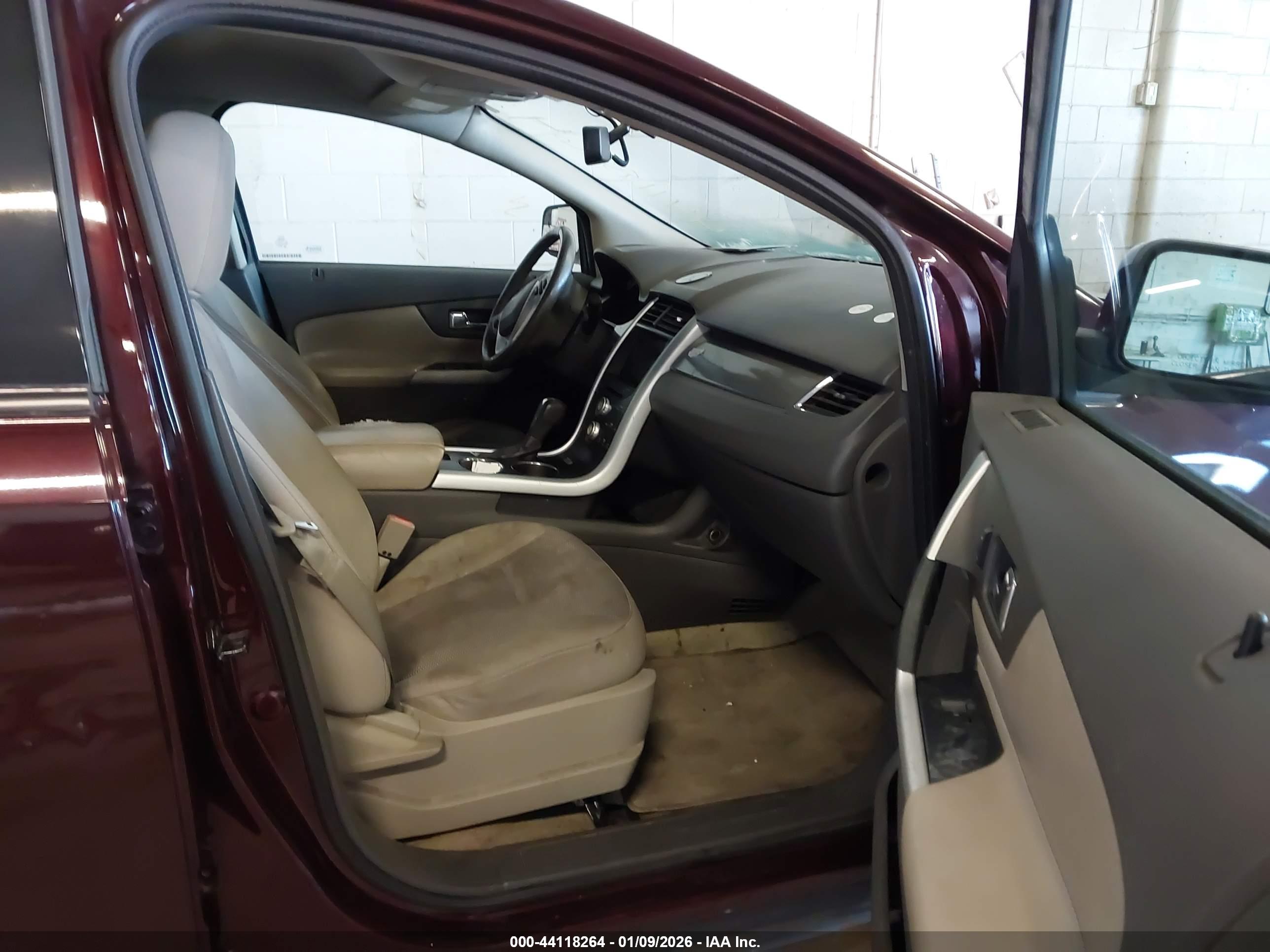 FORD EDGE image 5