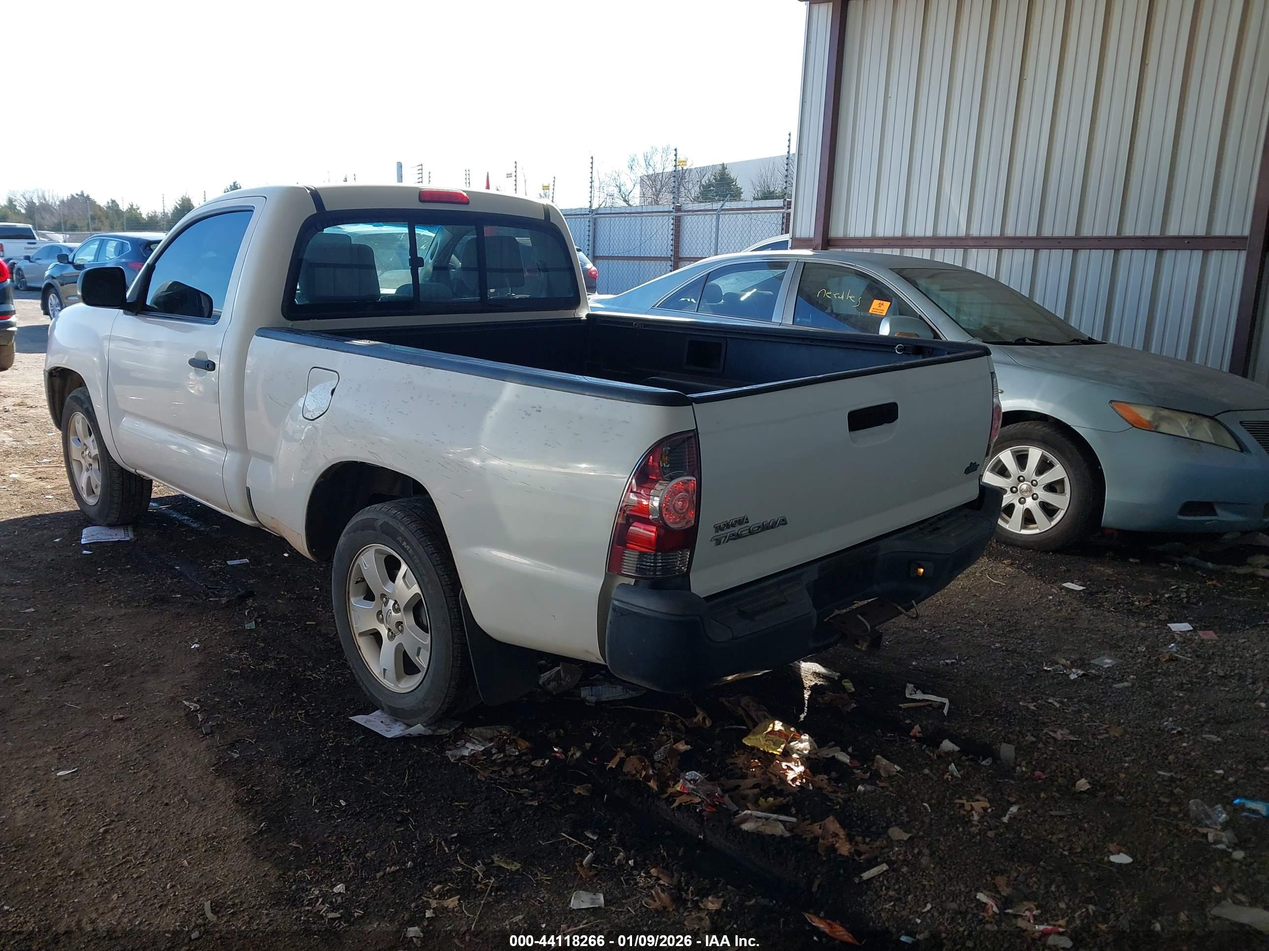 TOYOTA TACOMA image 3