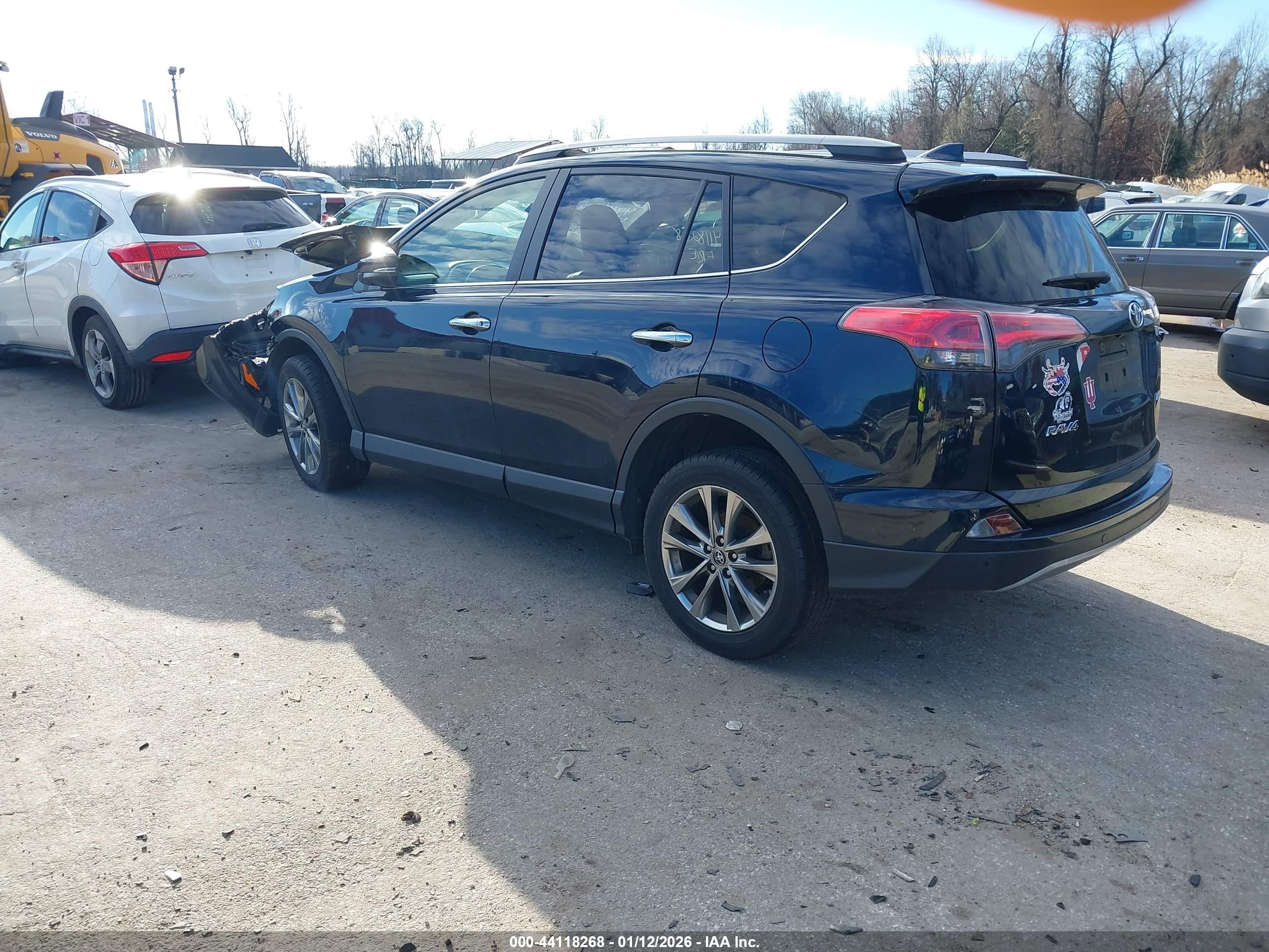 TOYOTA RAV4 image 3
