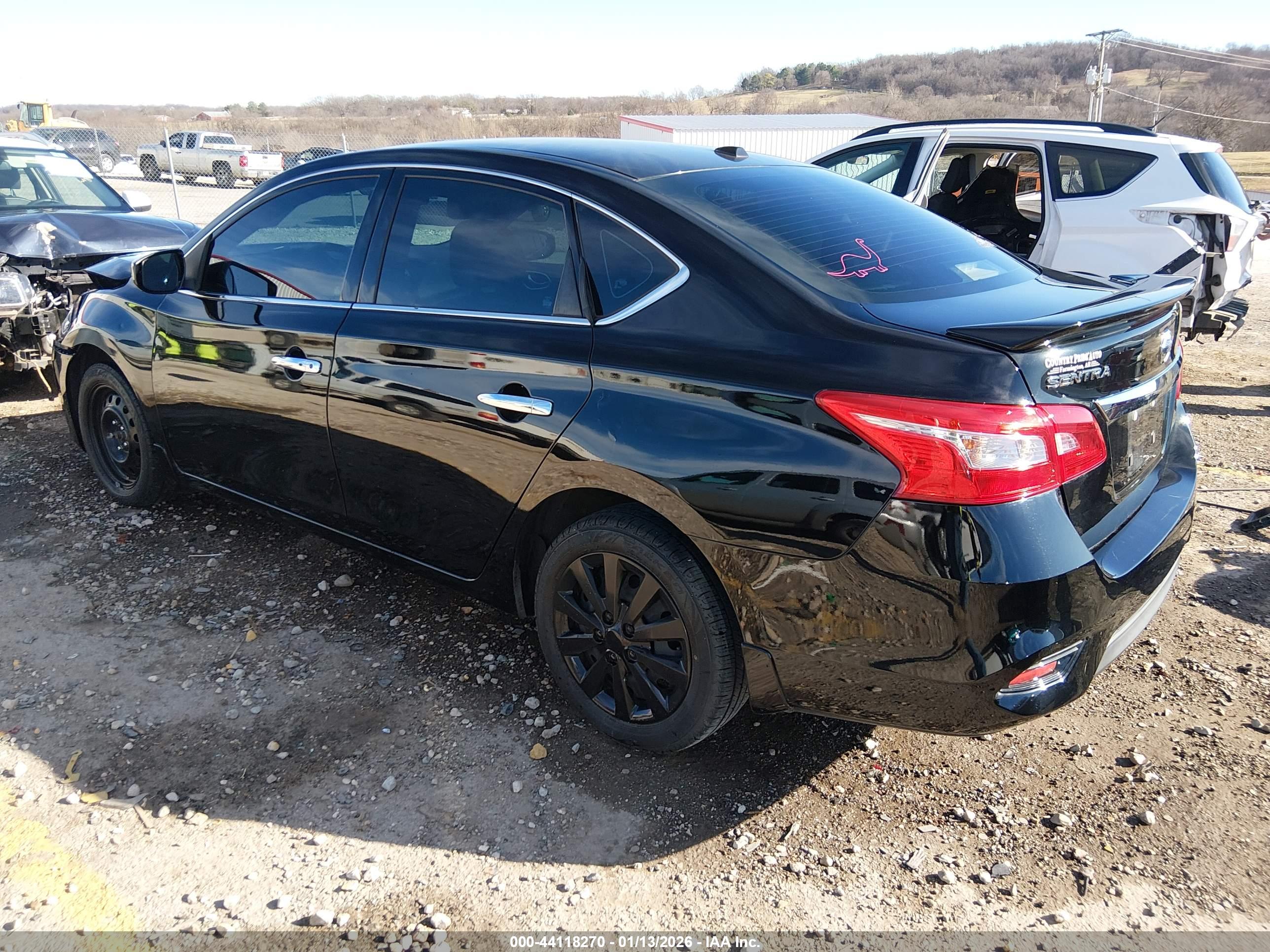 NISSAN SENTRA image 3