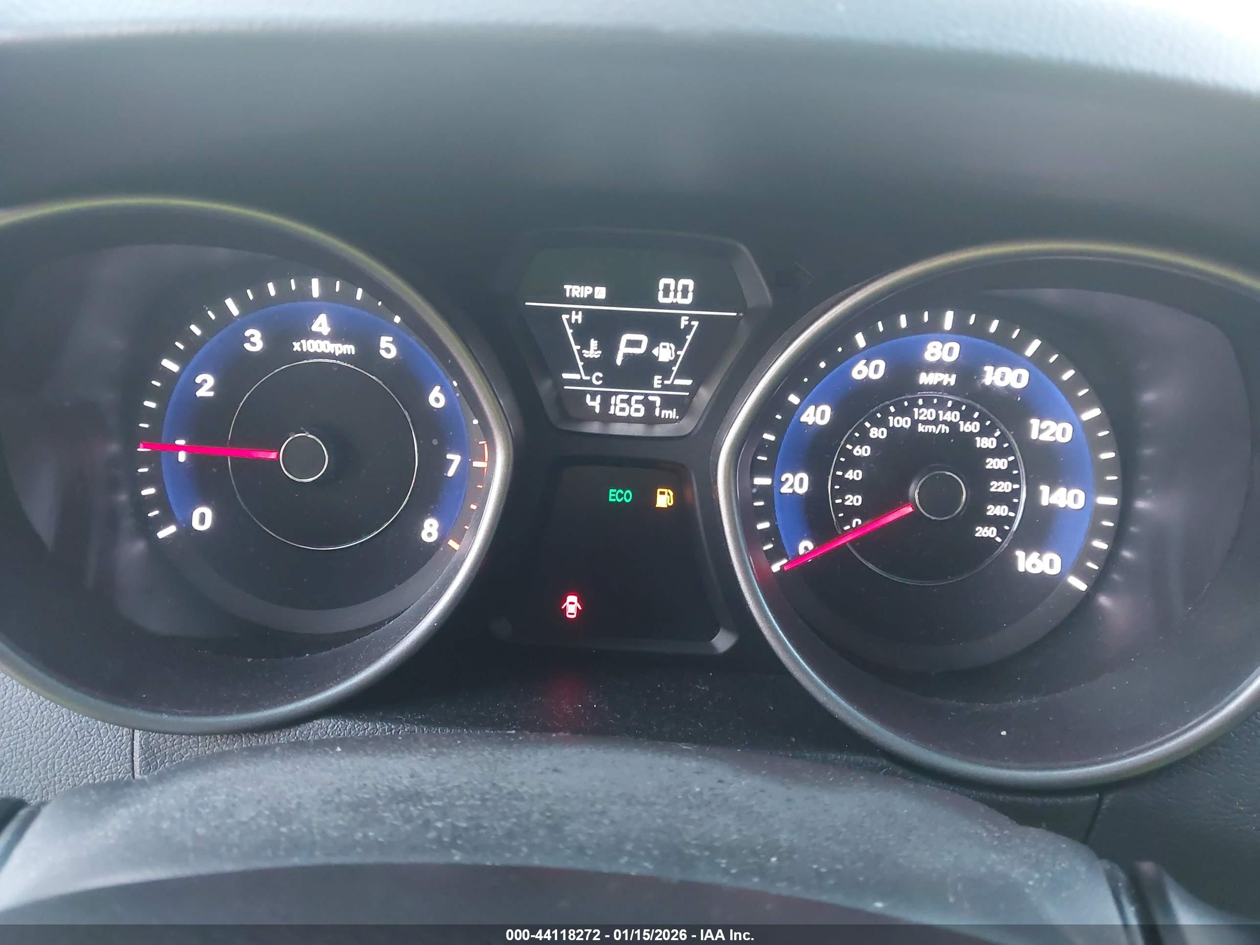 HYUNDAI ELANTRA image 7