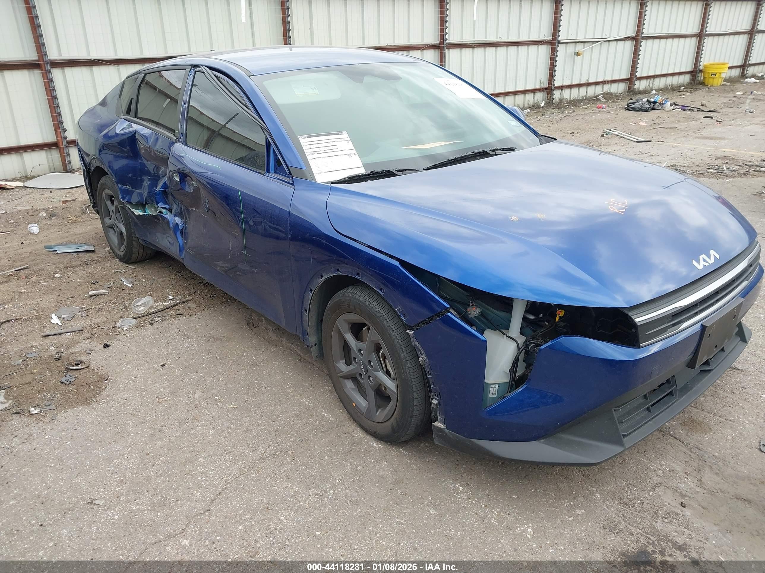 KIA K4 image 6