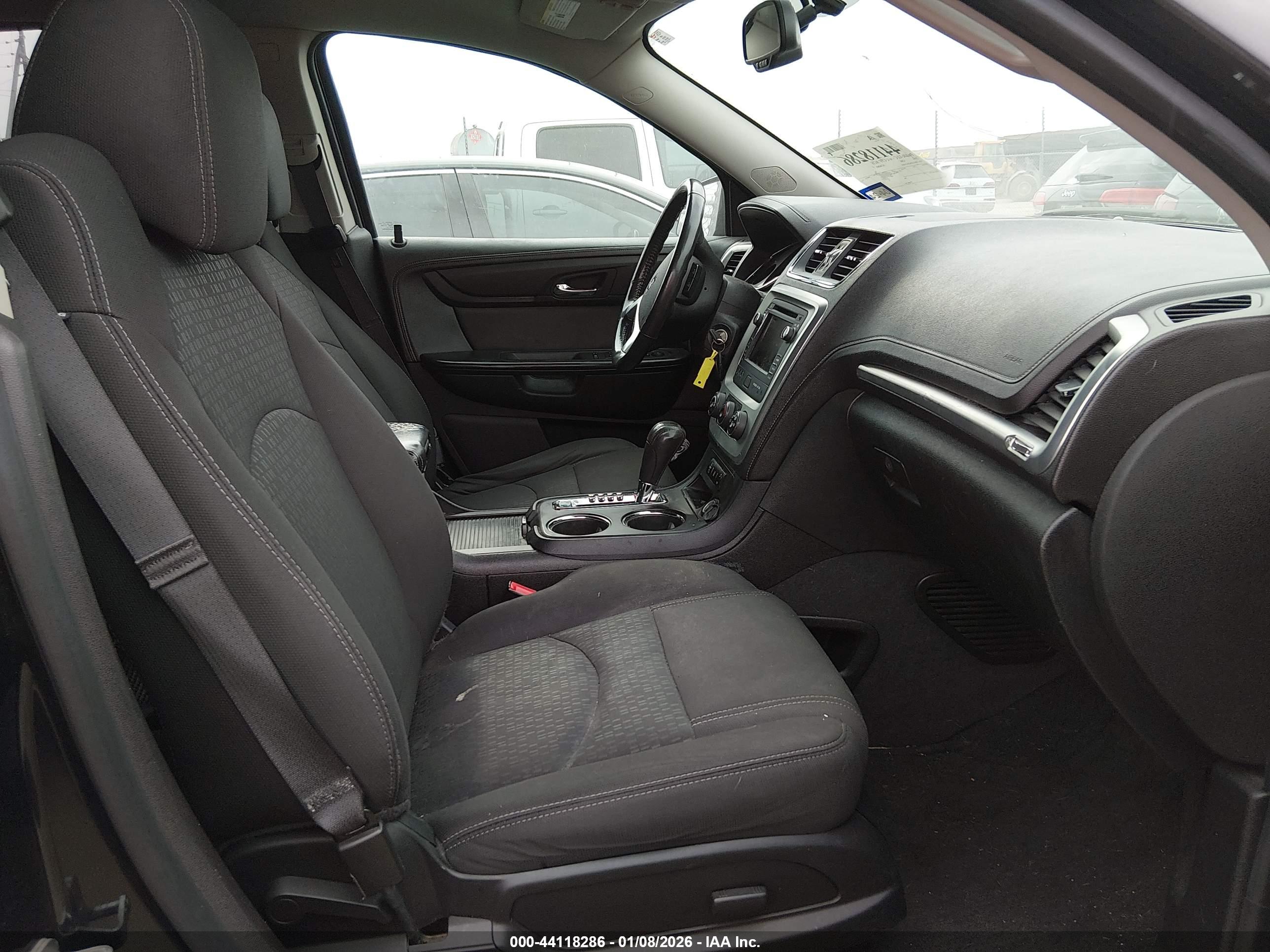 GMC ACADIA image 5