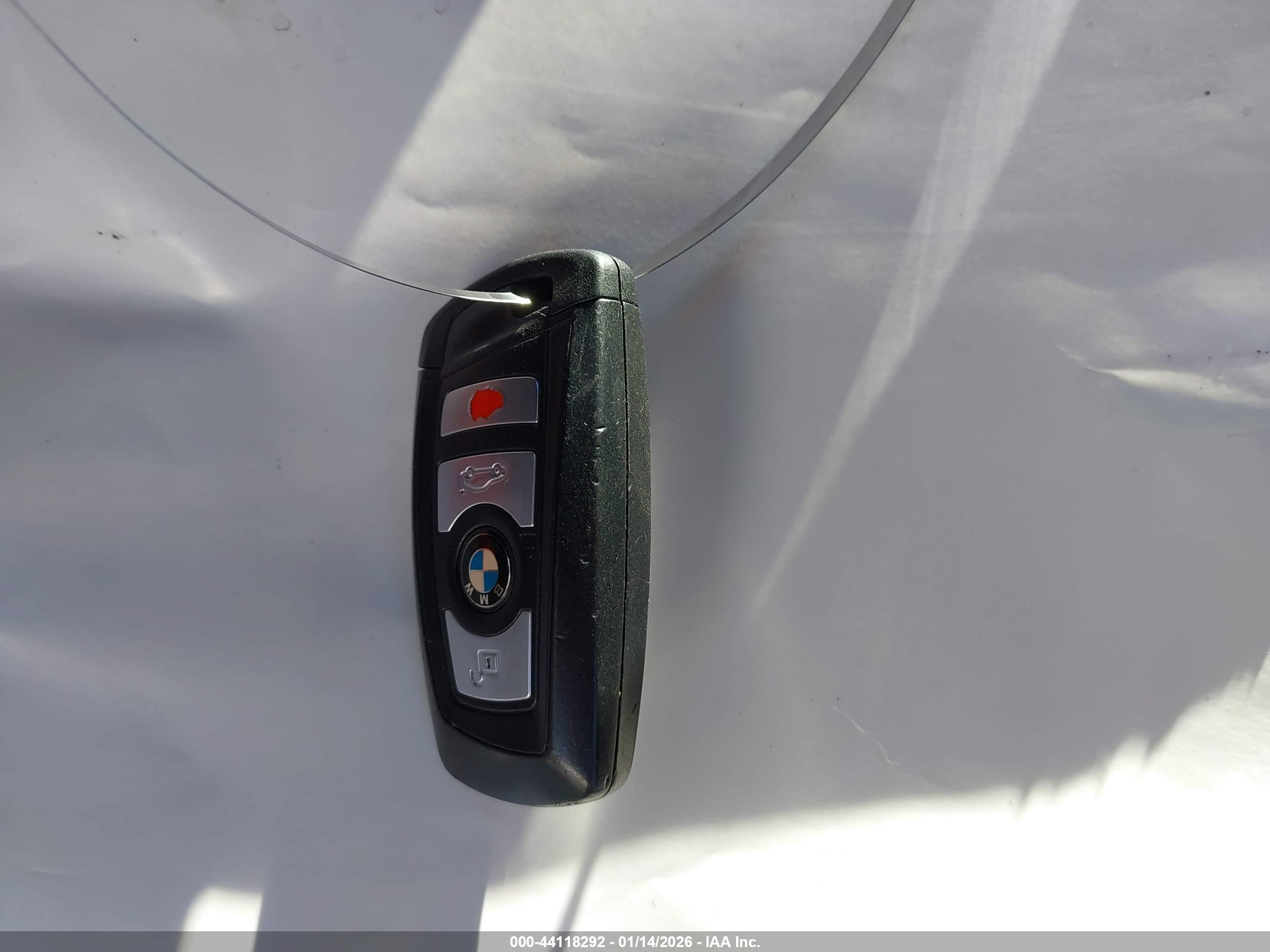 BMW 528I image 11