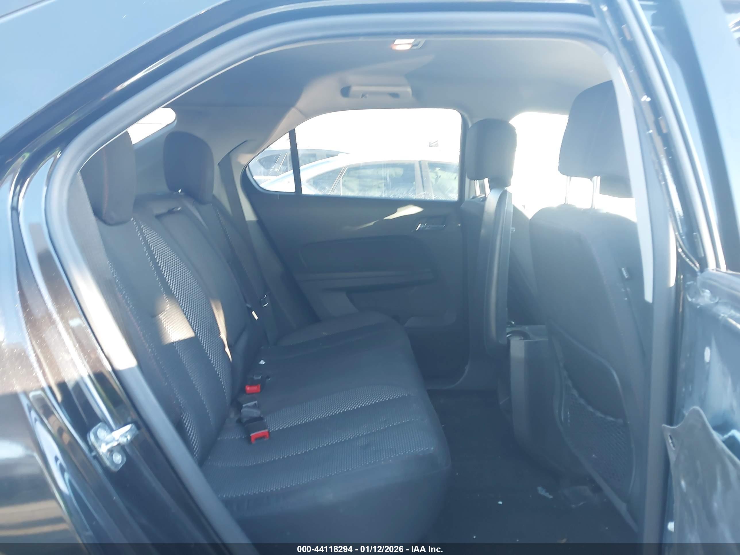 CHEVROLET EQUINOX image 8