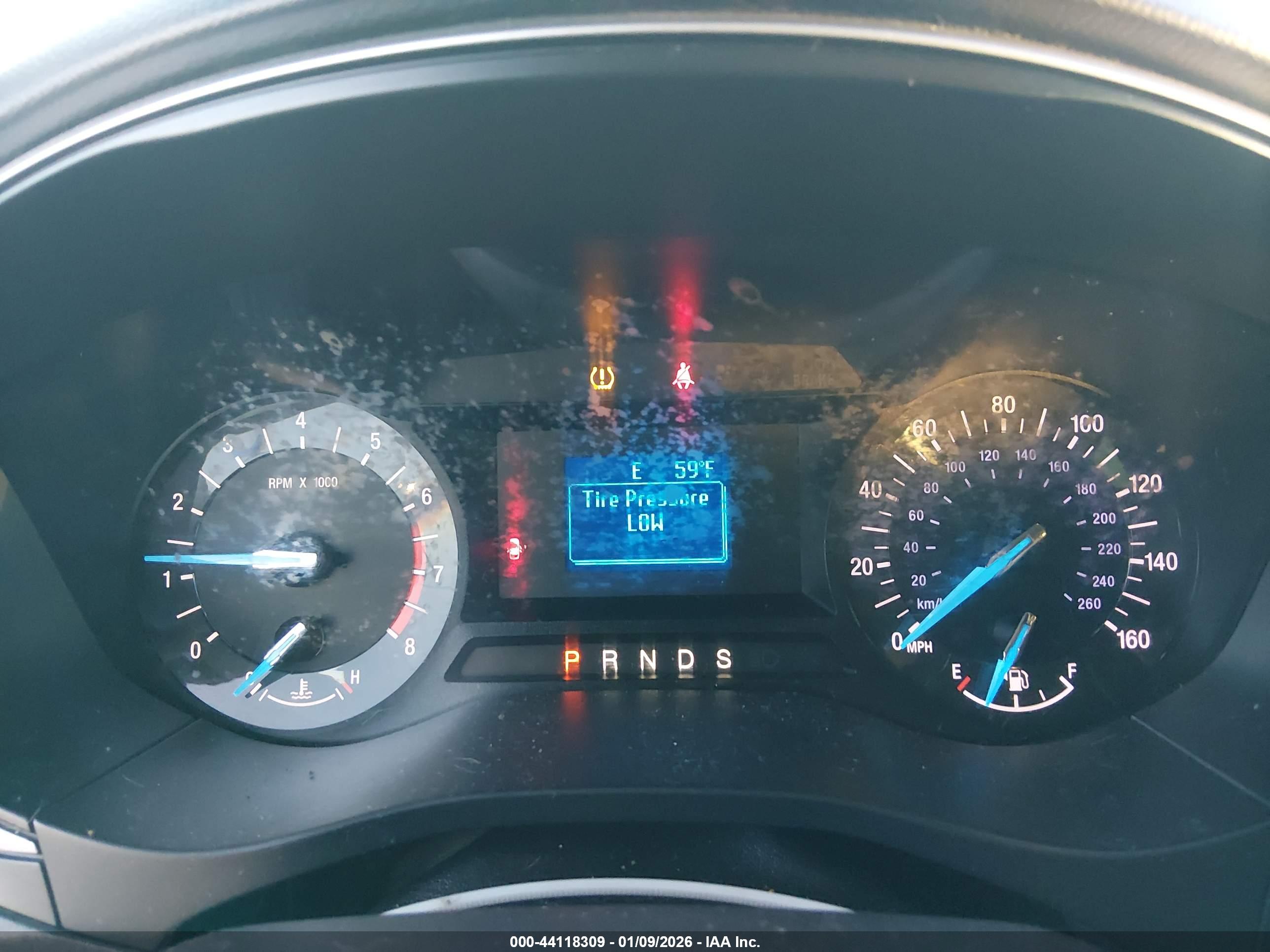 FORD FUSION image 7