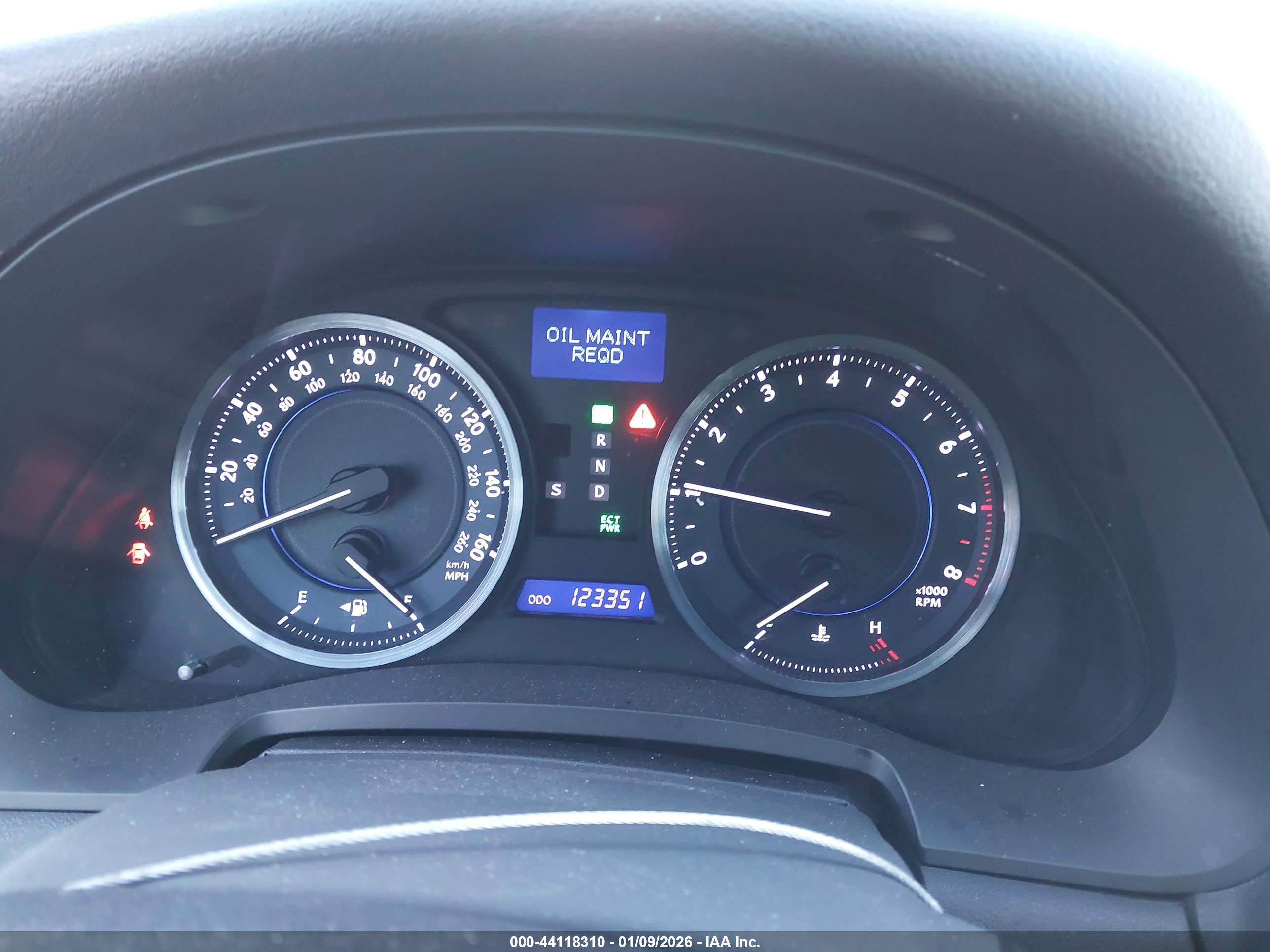 LEXUS IS image 7