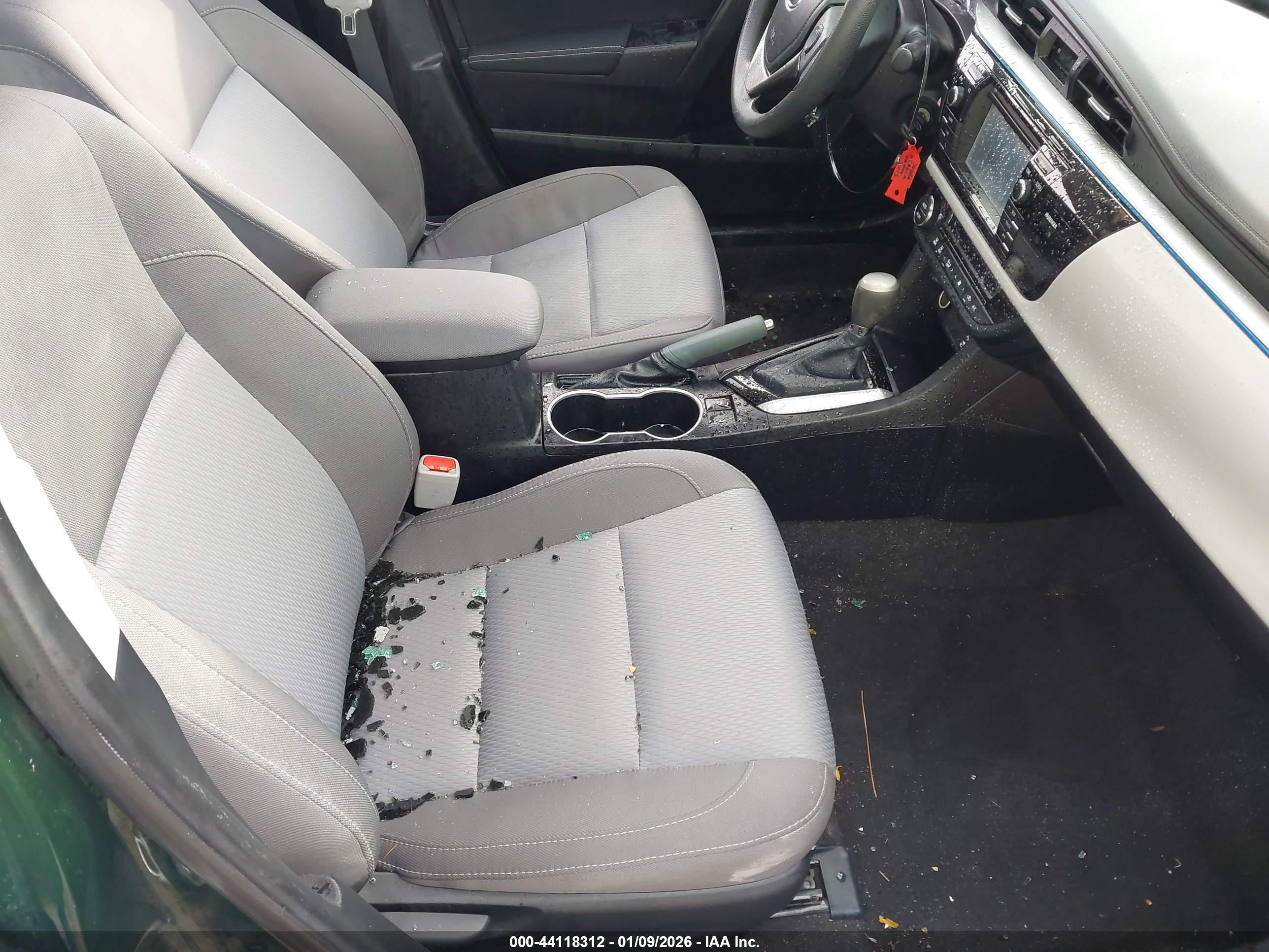 TOYOTA COROLLA image 5