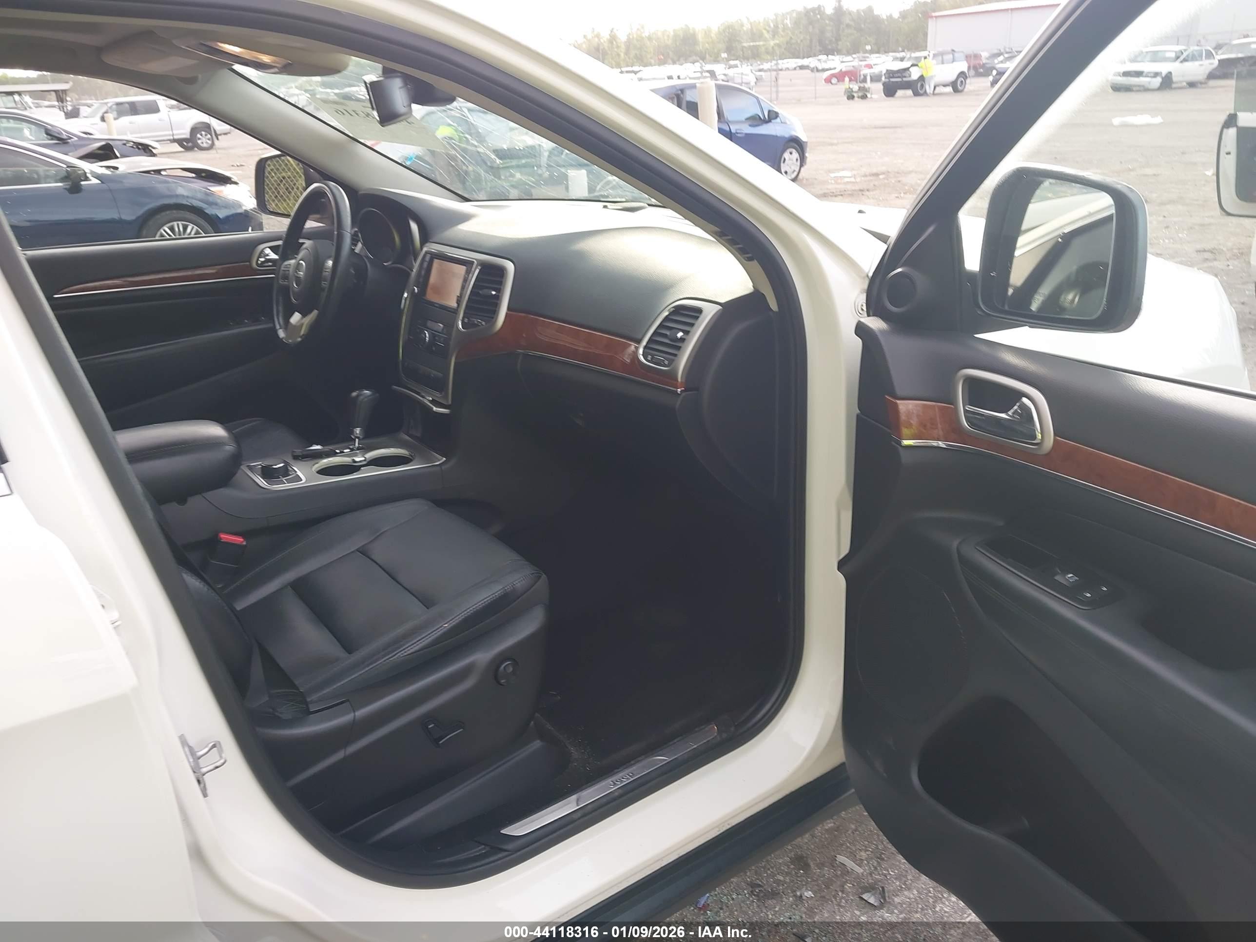 JEEP GRAND image 5