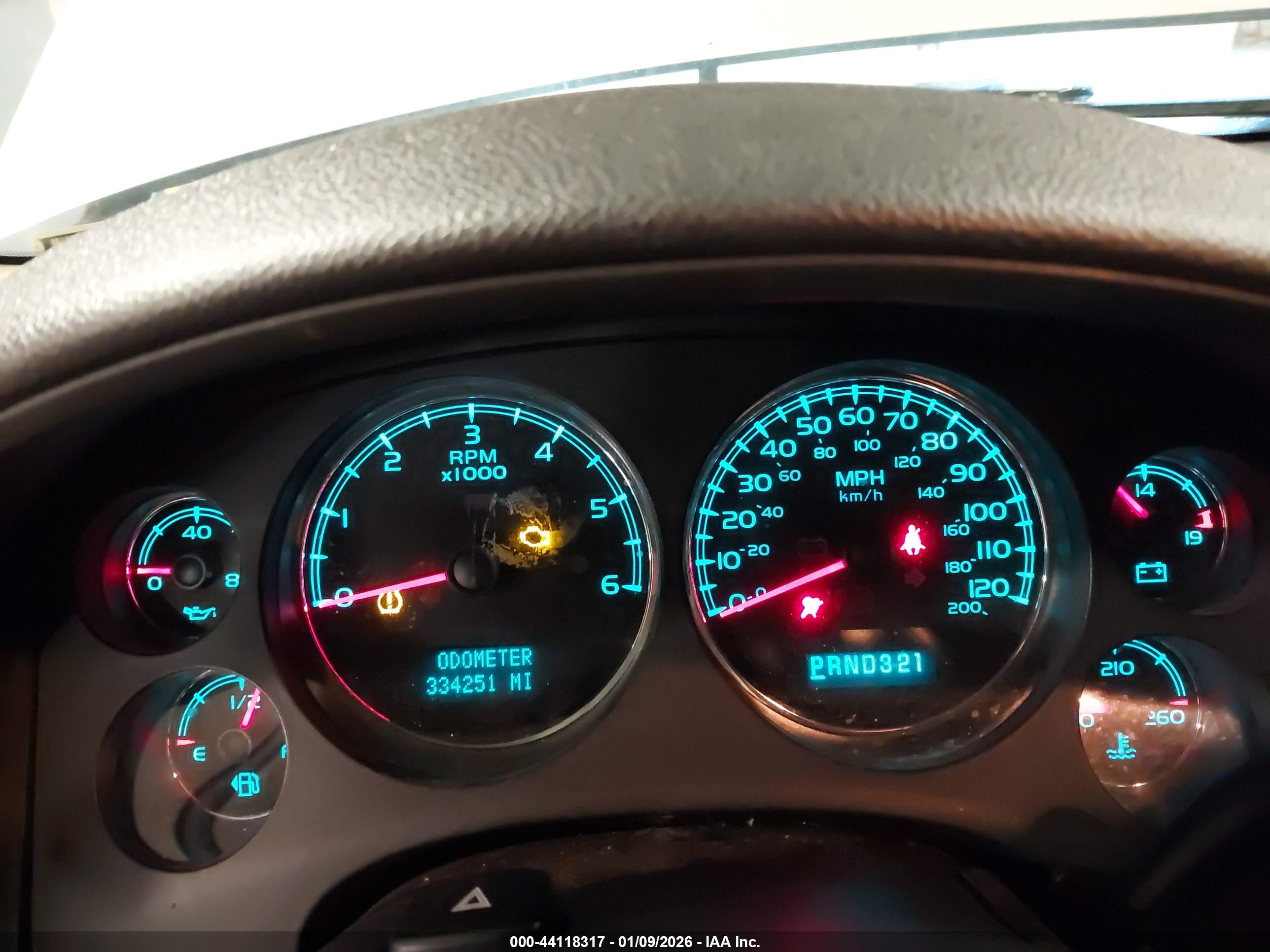 CHEVROLET TAHOE image 7