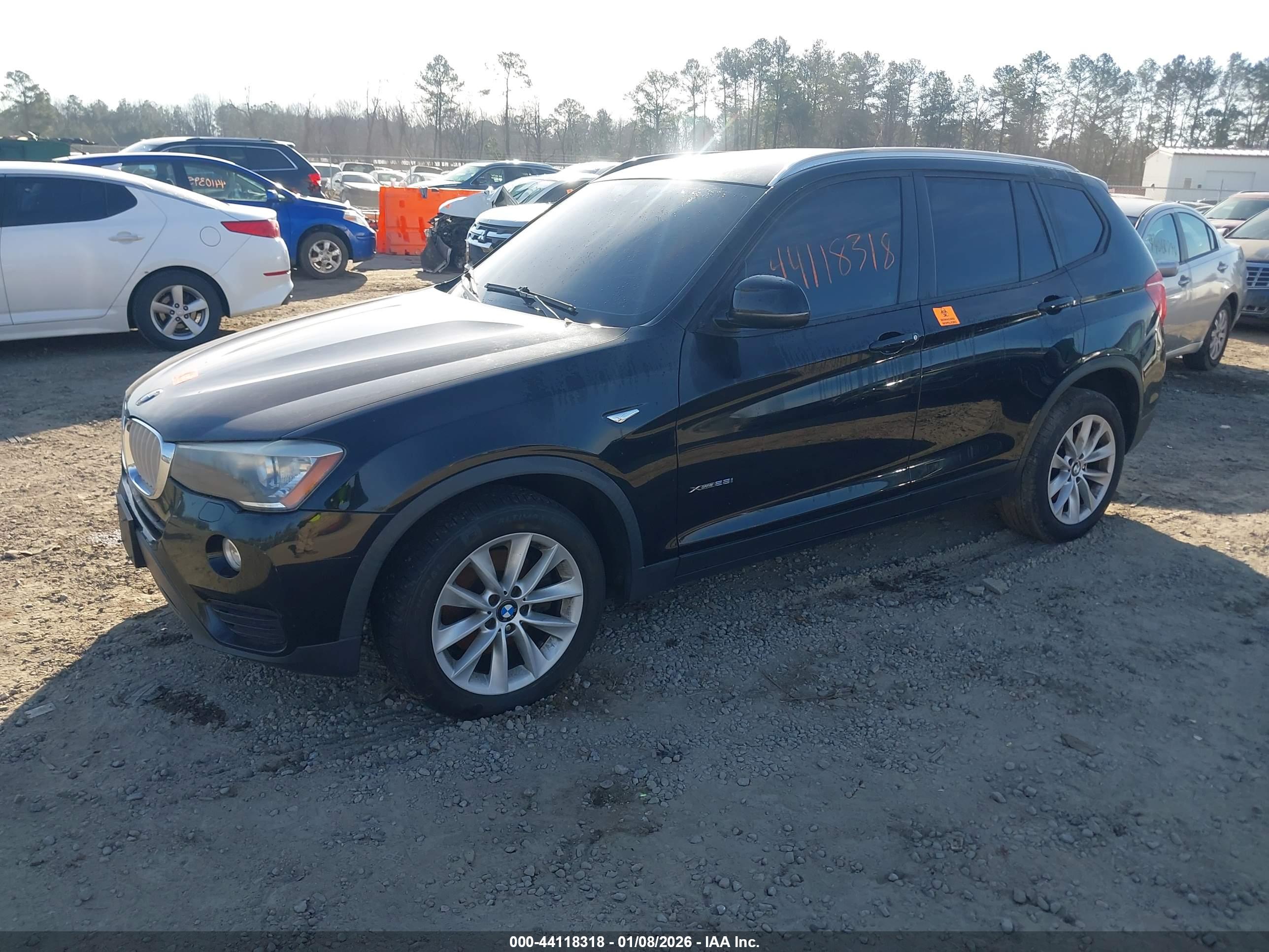 BMW X3 image 2