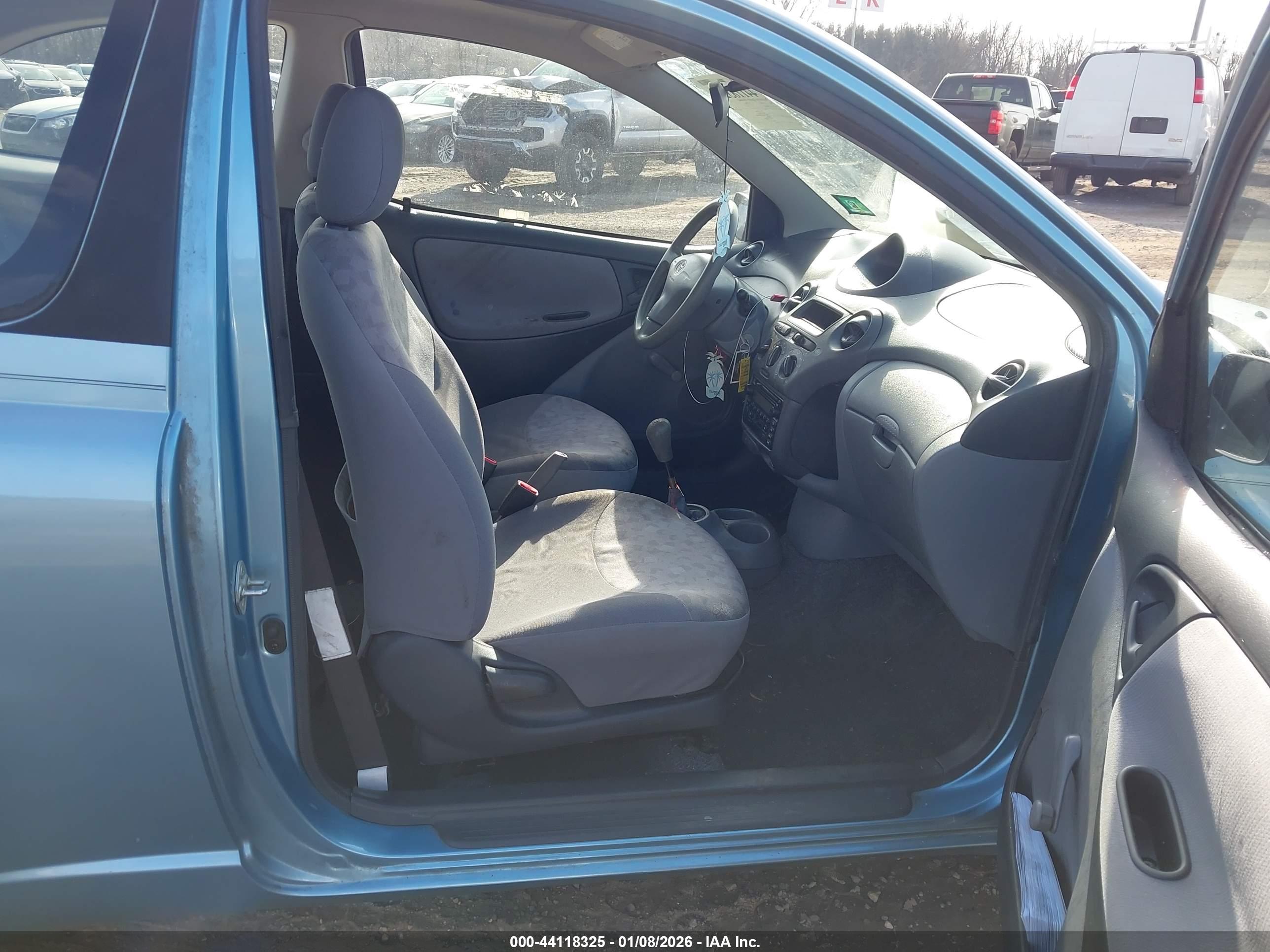 TOYOTA ECHO image 5