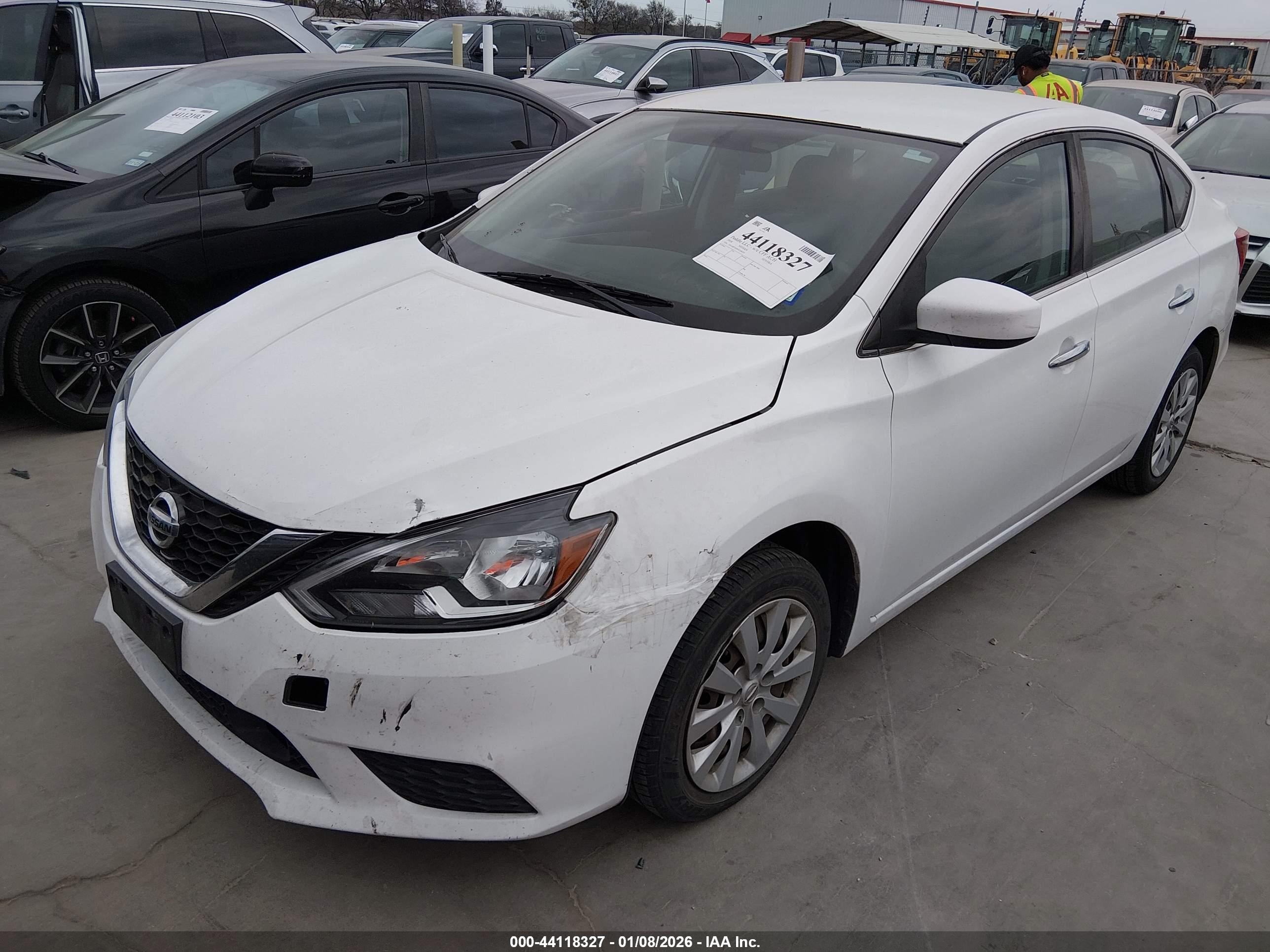 NISSAN SENTRA image 2