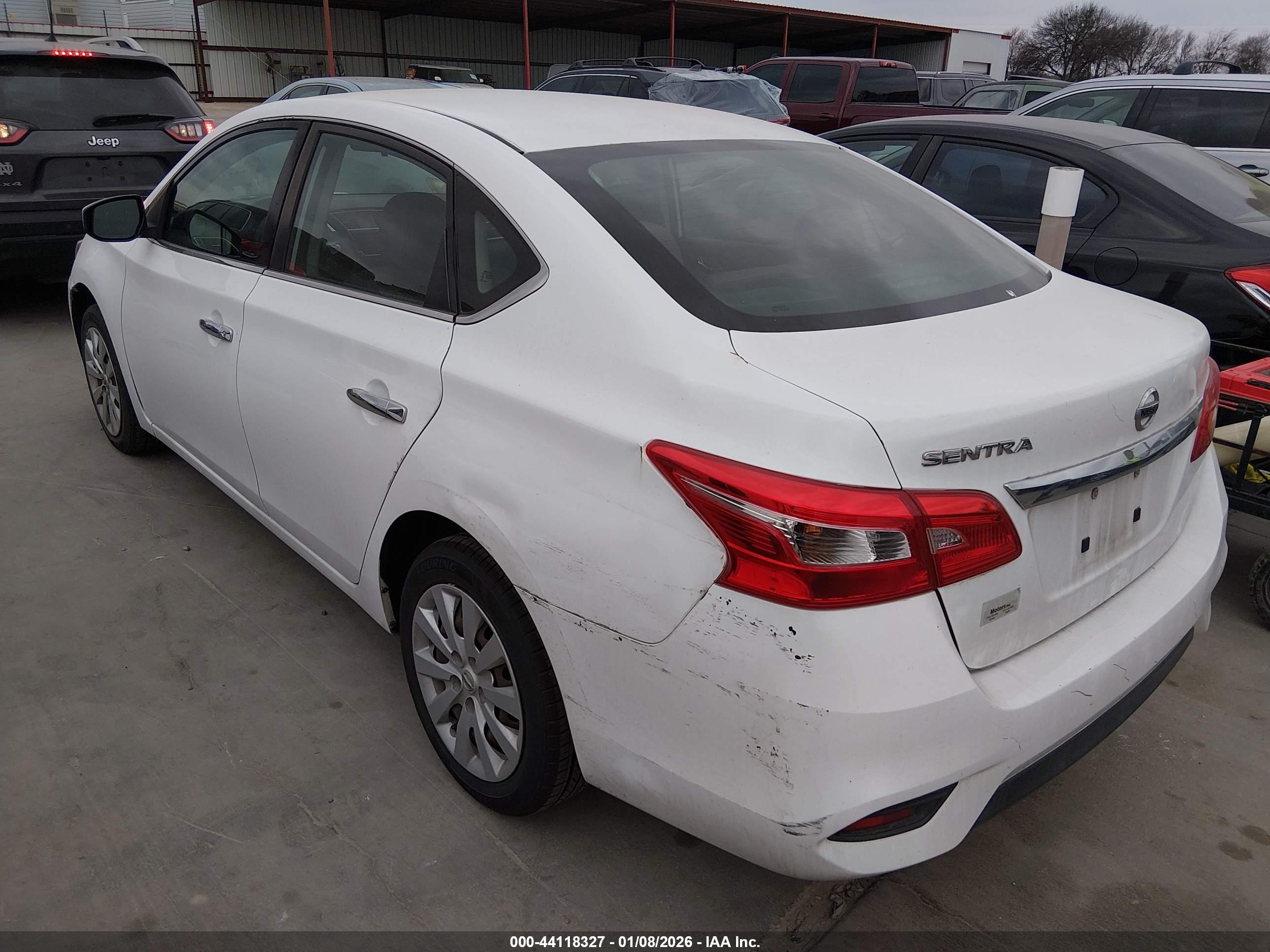 NISSAN SENTRA image 3