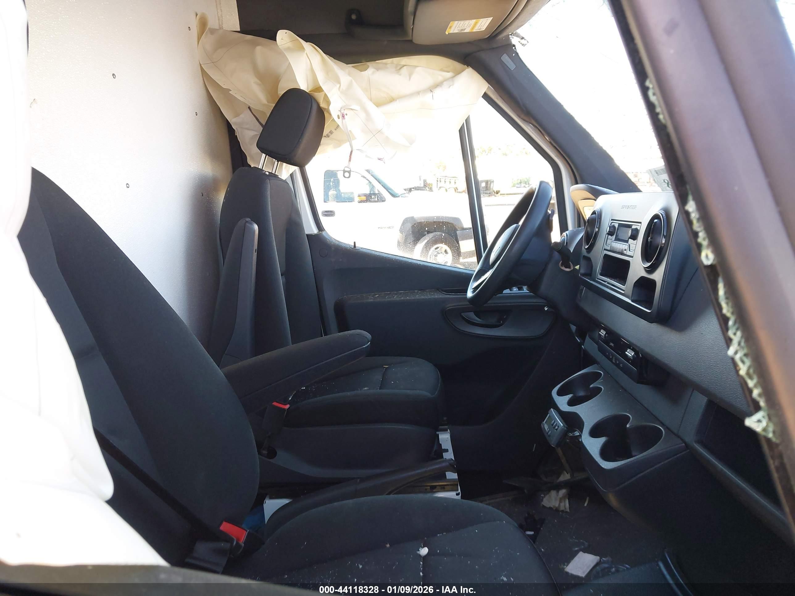 FREIGHTLINER SPRINTER image 5