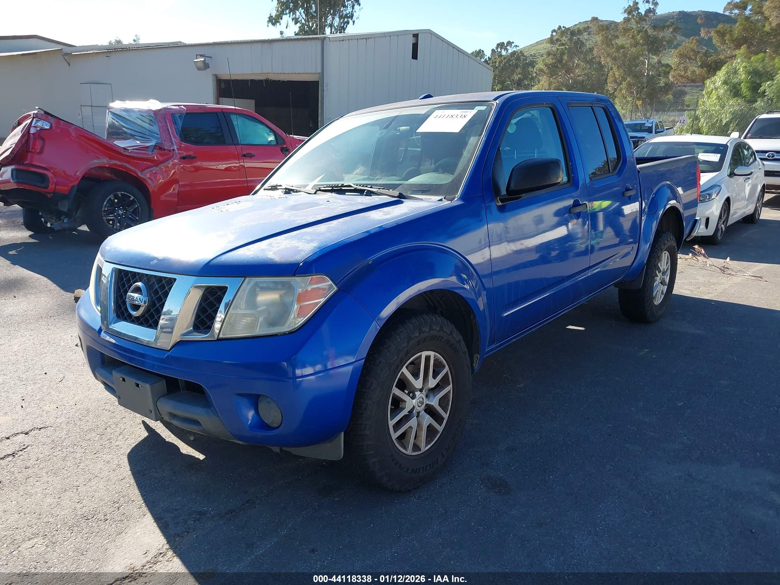 NISSAN FRONTIER image 2