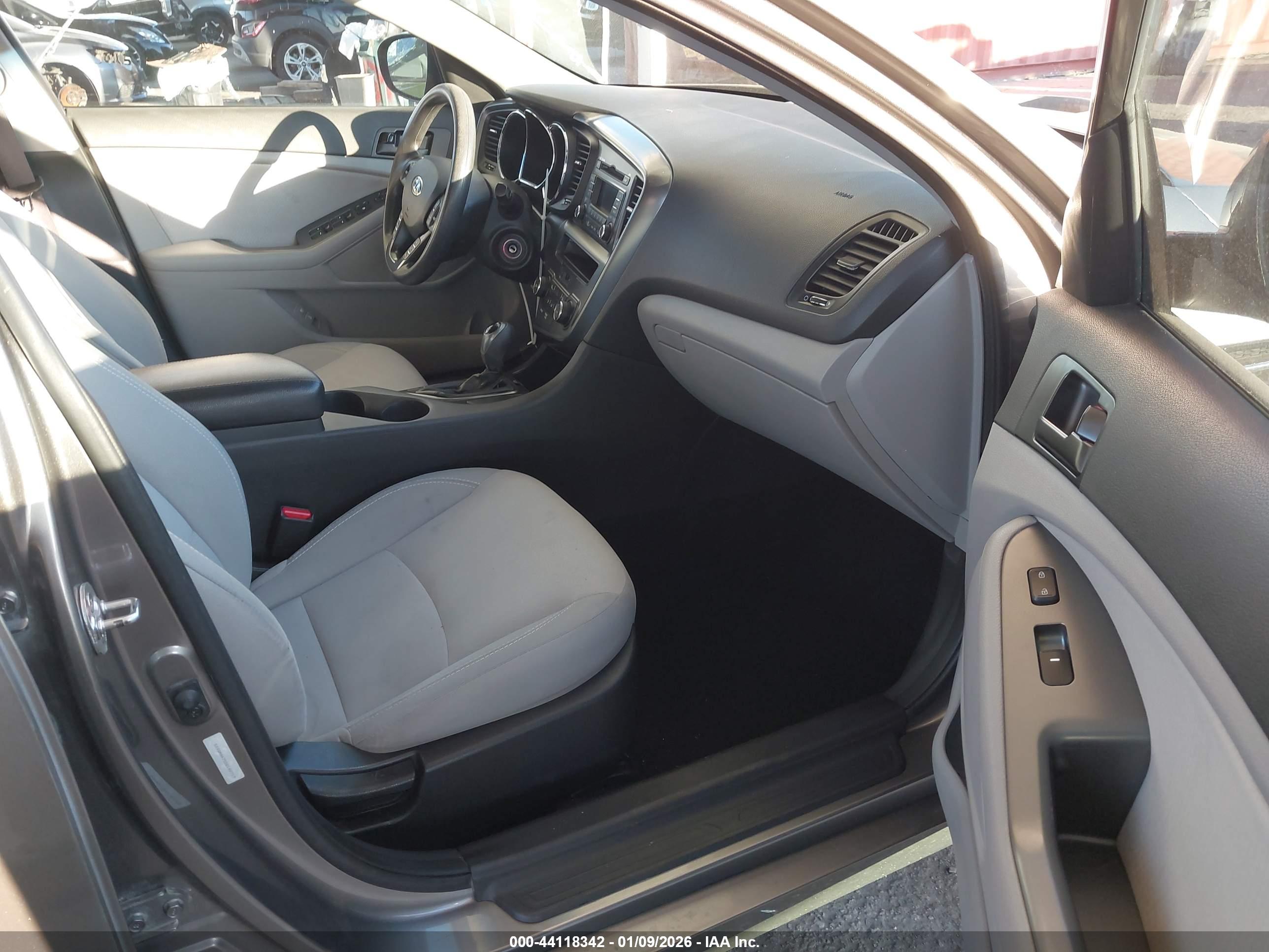 KIA OPTIMA image 5