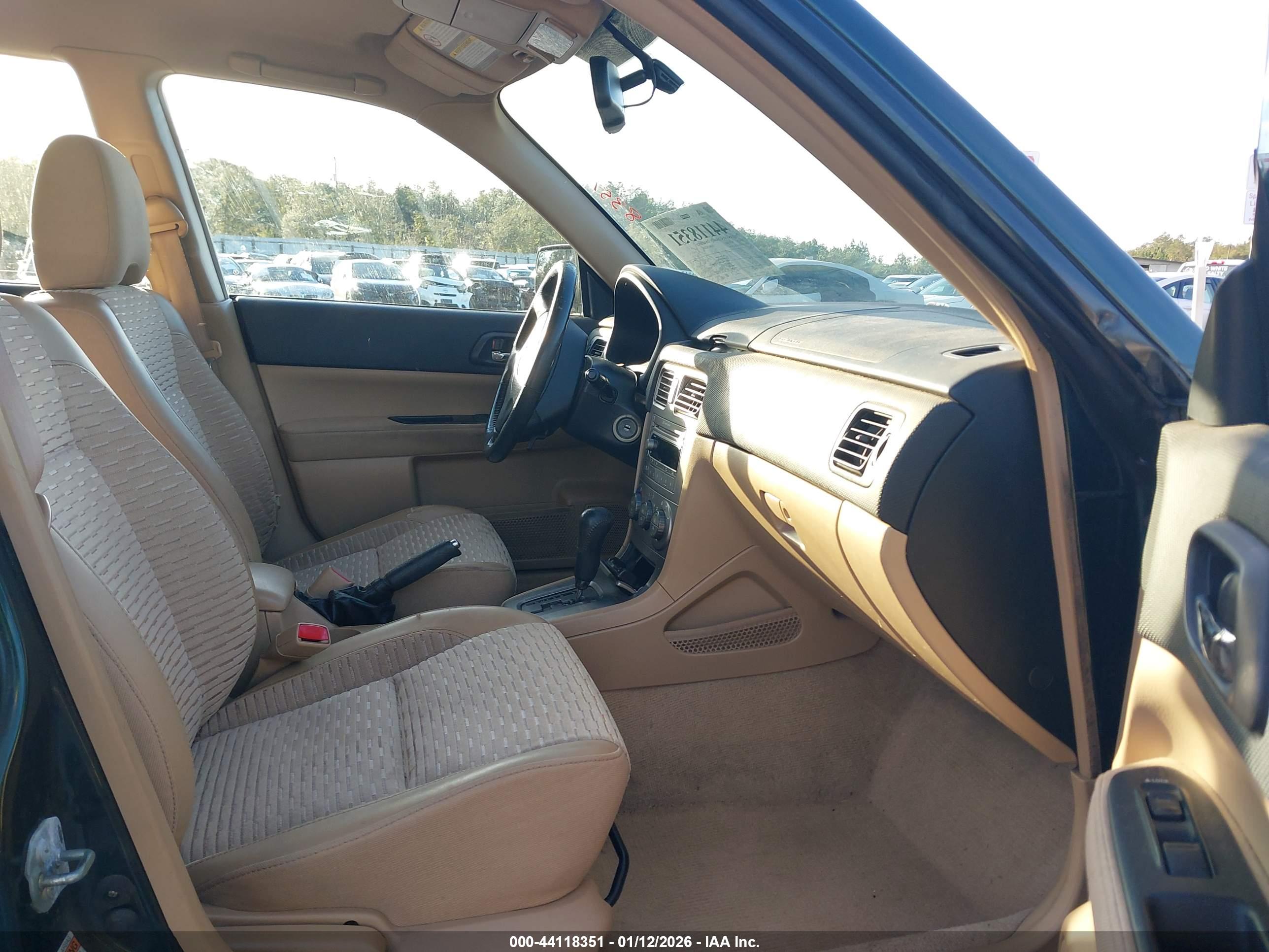 SUBARU FORESTER image 5