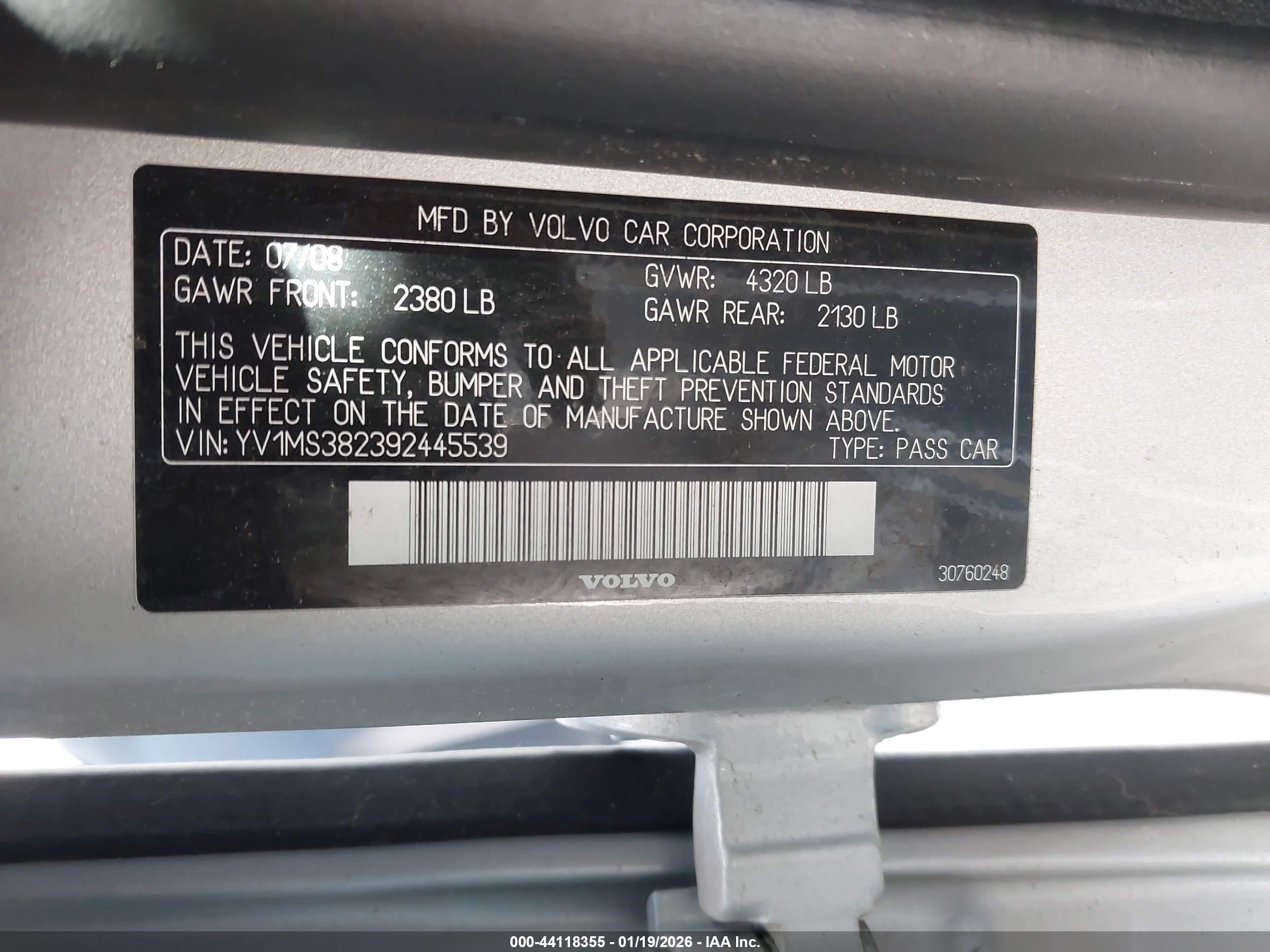 VOLVO S40 image 9