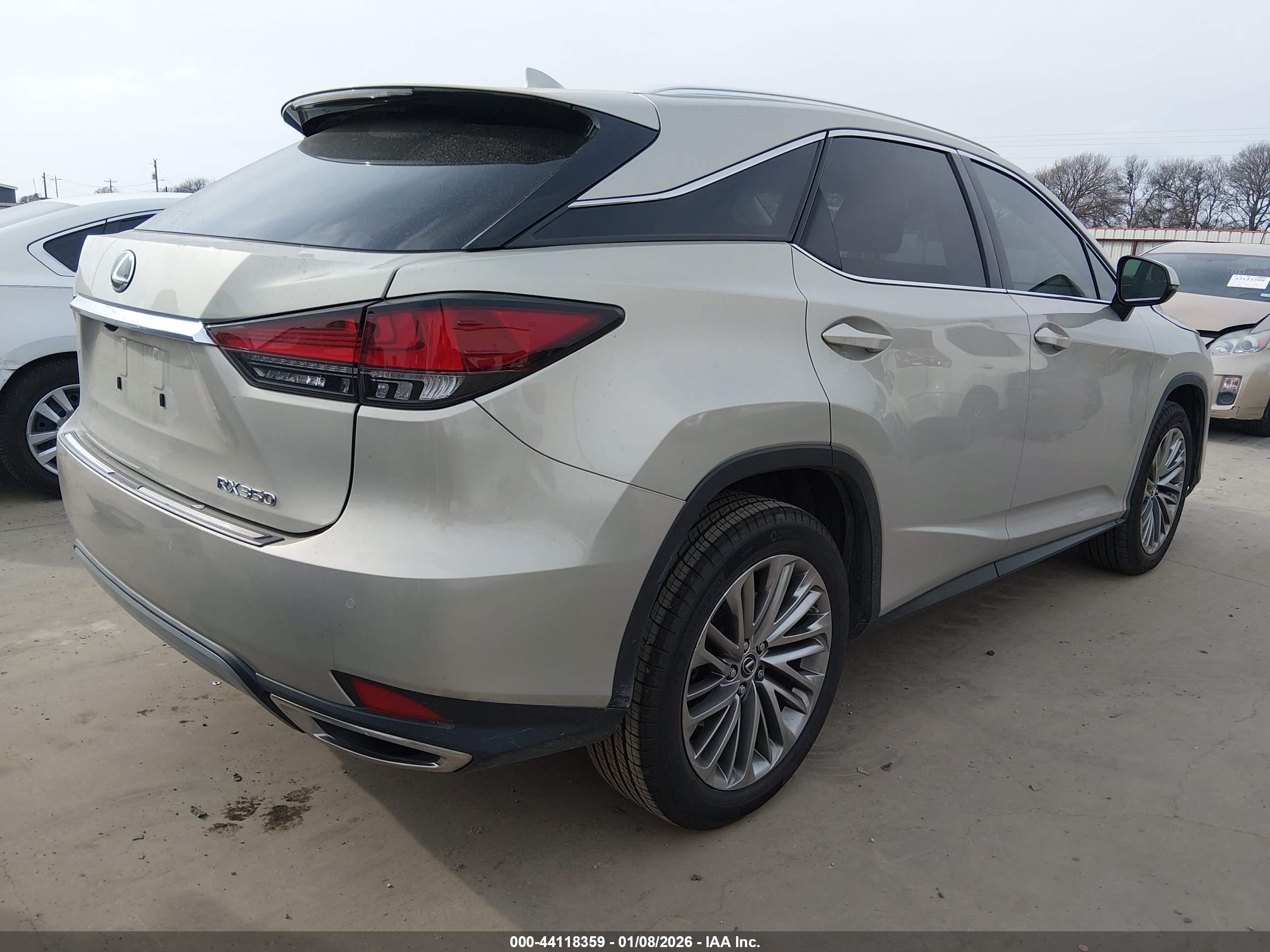 LEXUS RX image 4