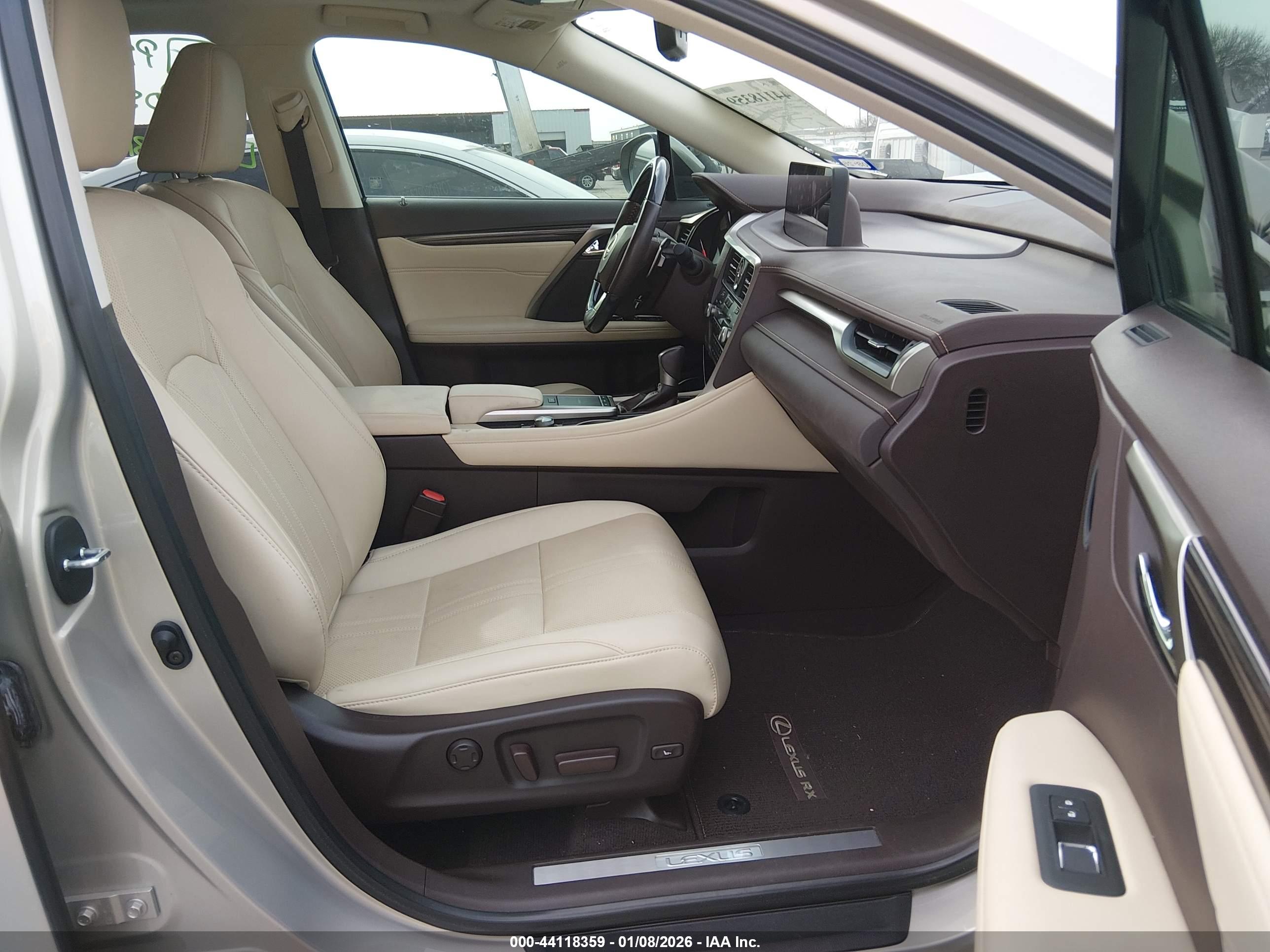 LEXUS RX image 5