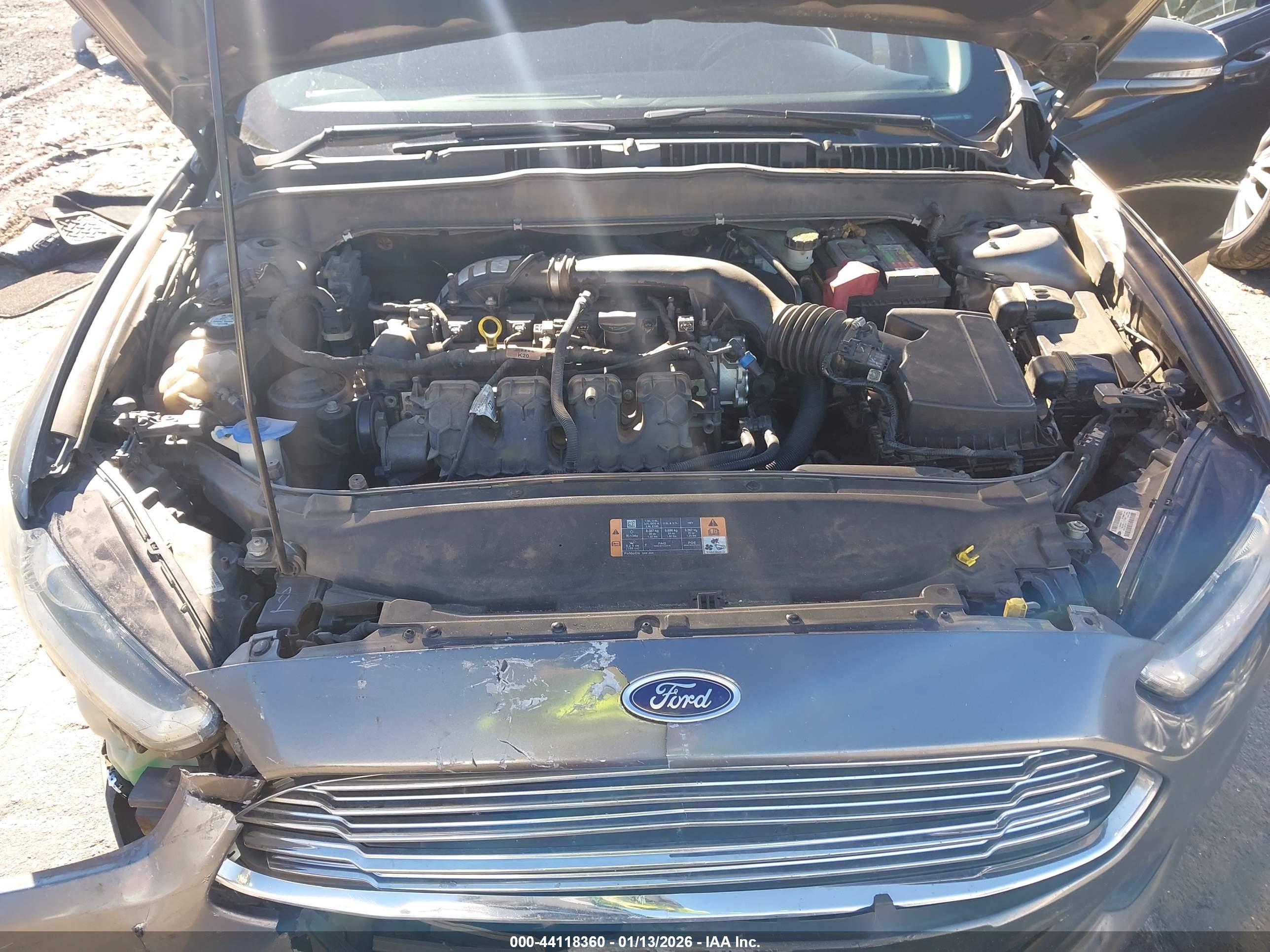 FORD FUSION image 10