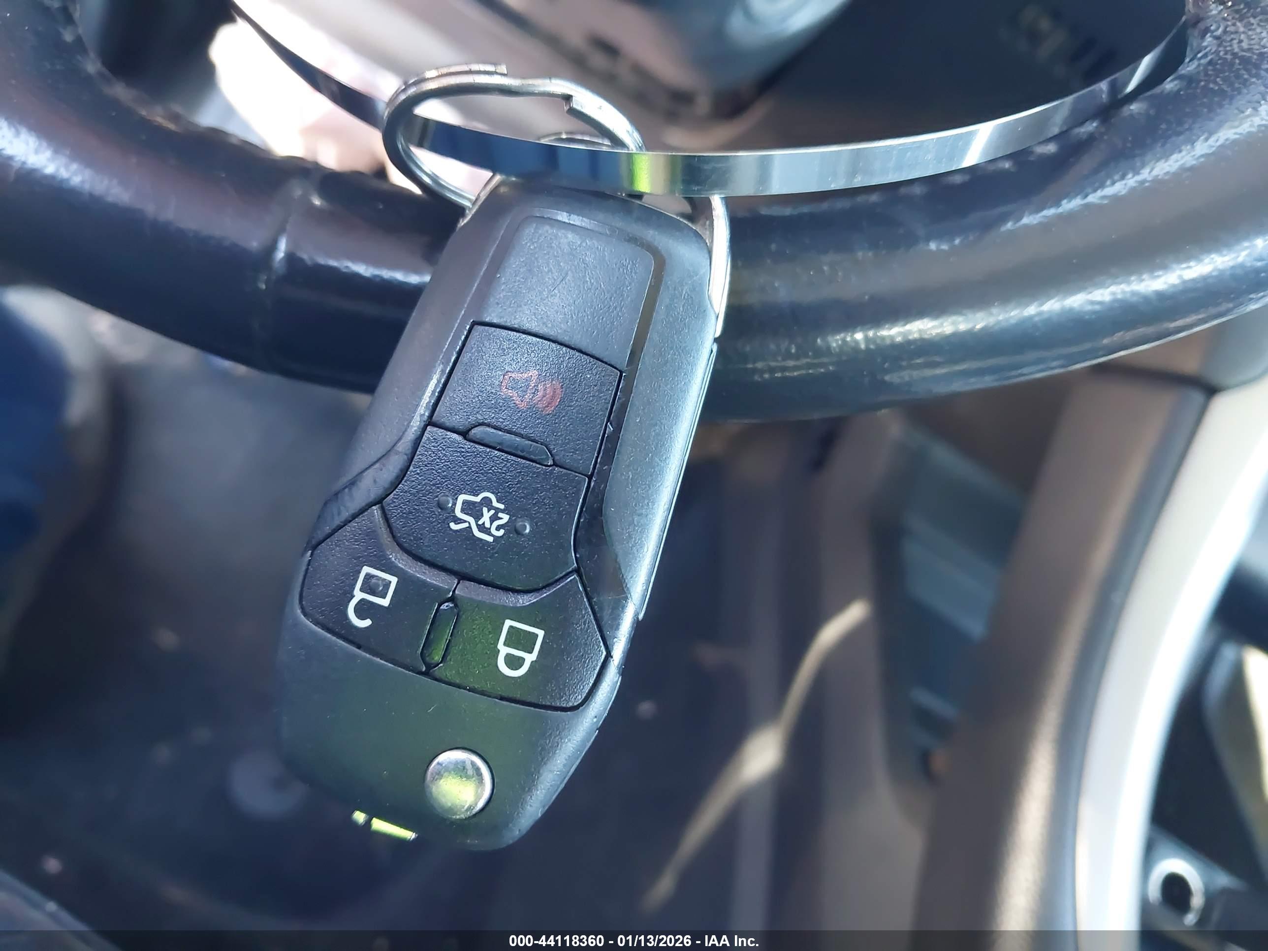 FORD FUSION image 11