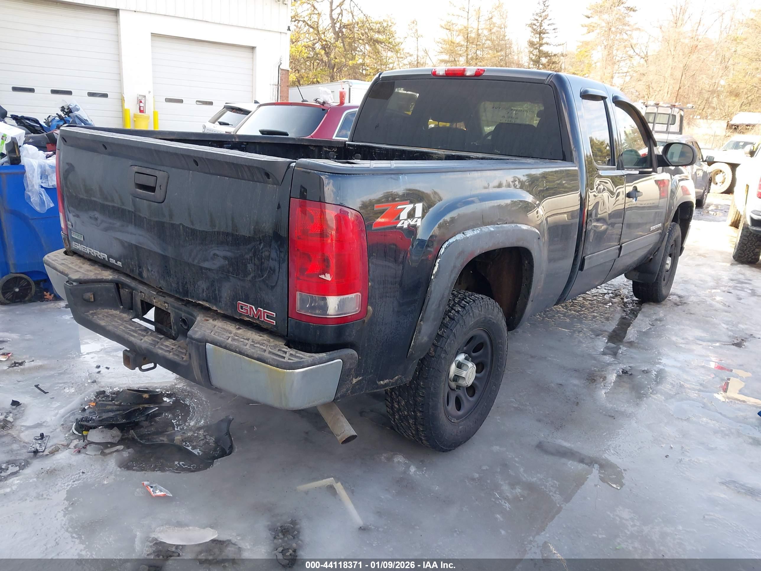 GMC SIERRA image 4