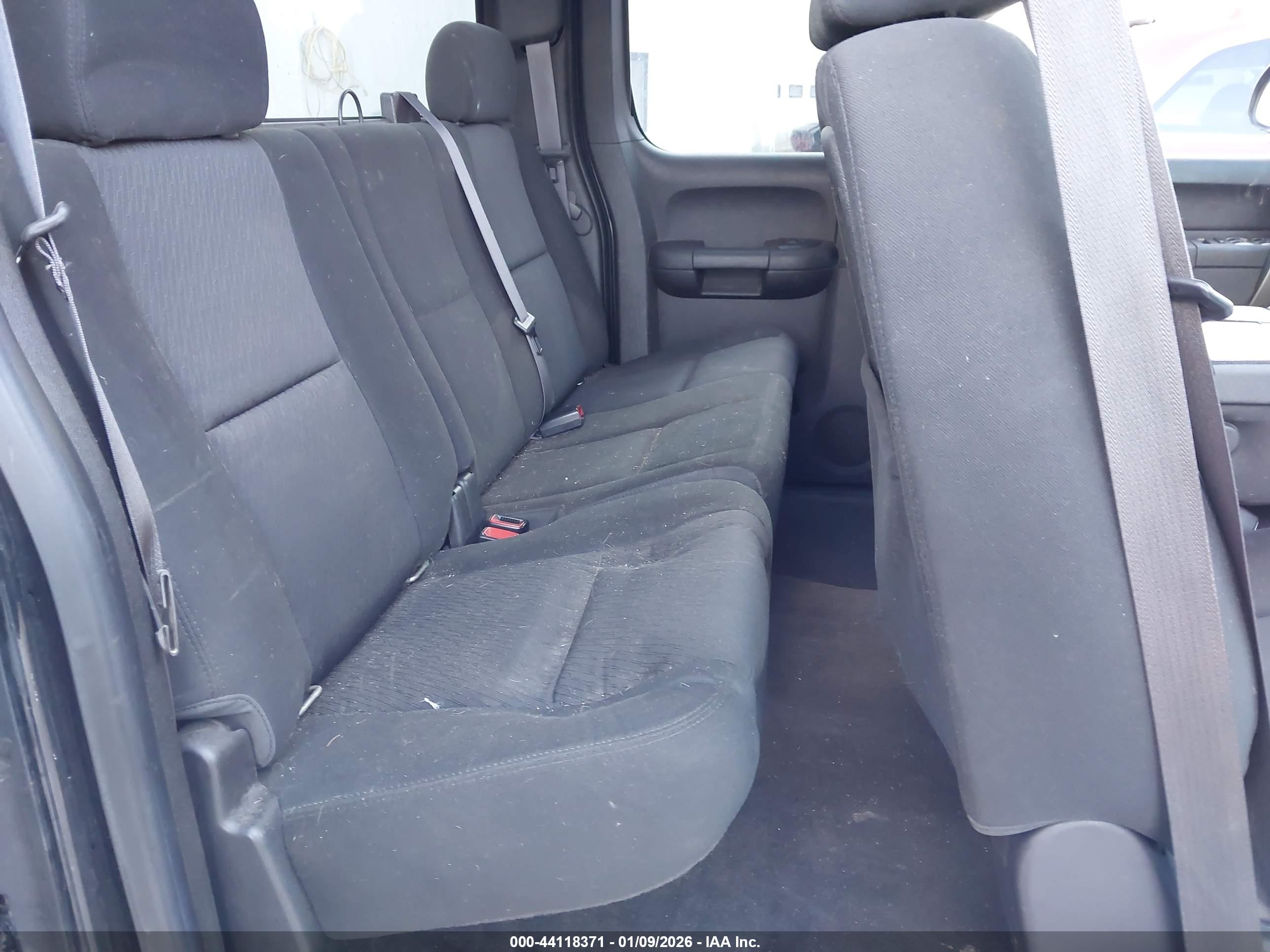 GMC SIERRA image 8