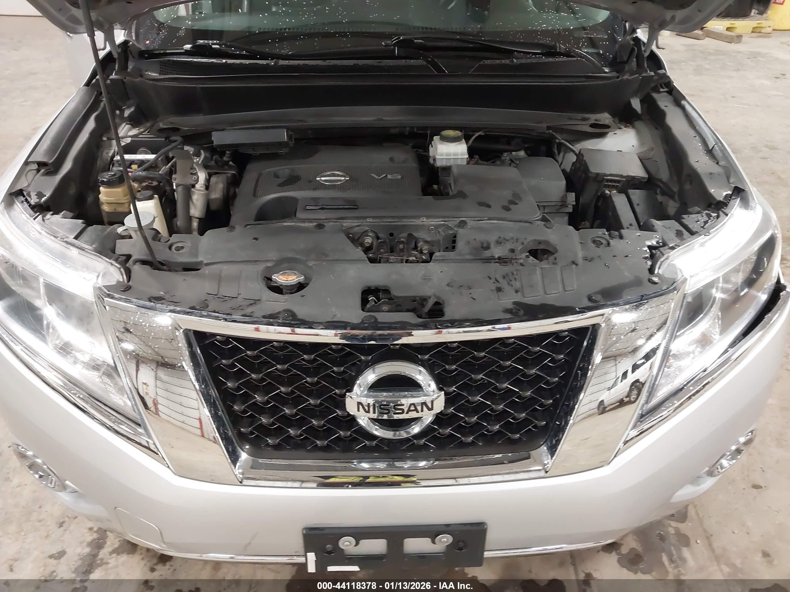 NISSAN PATHFINDER image 10