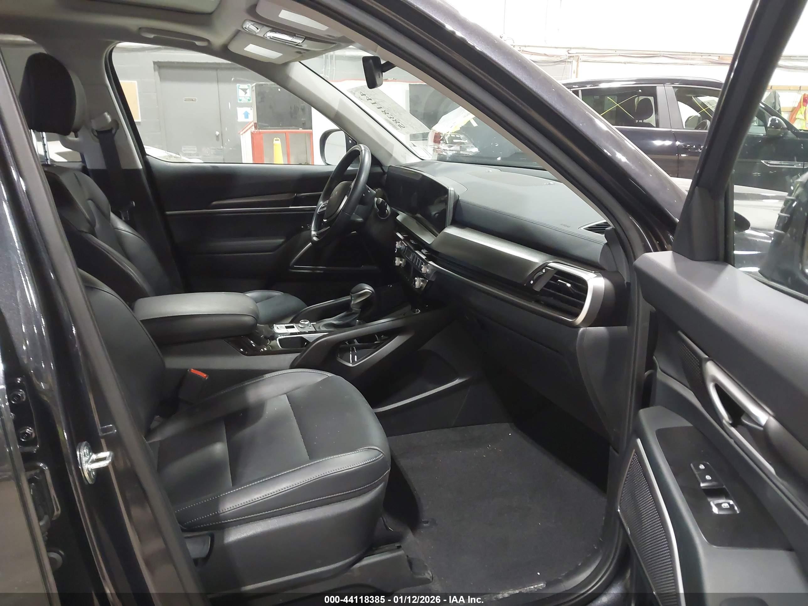 KIA TELLURIDE image 5