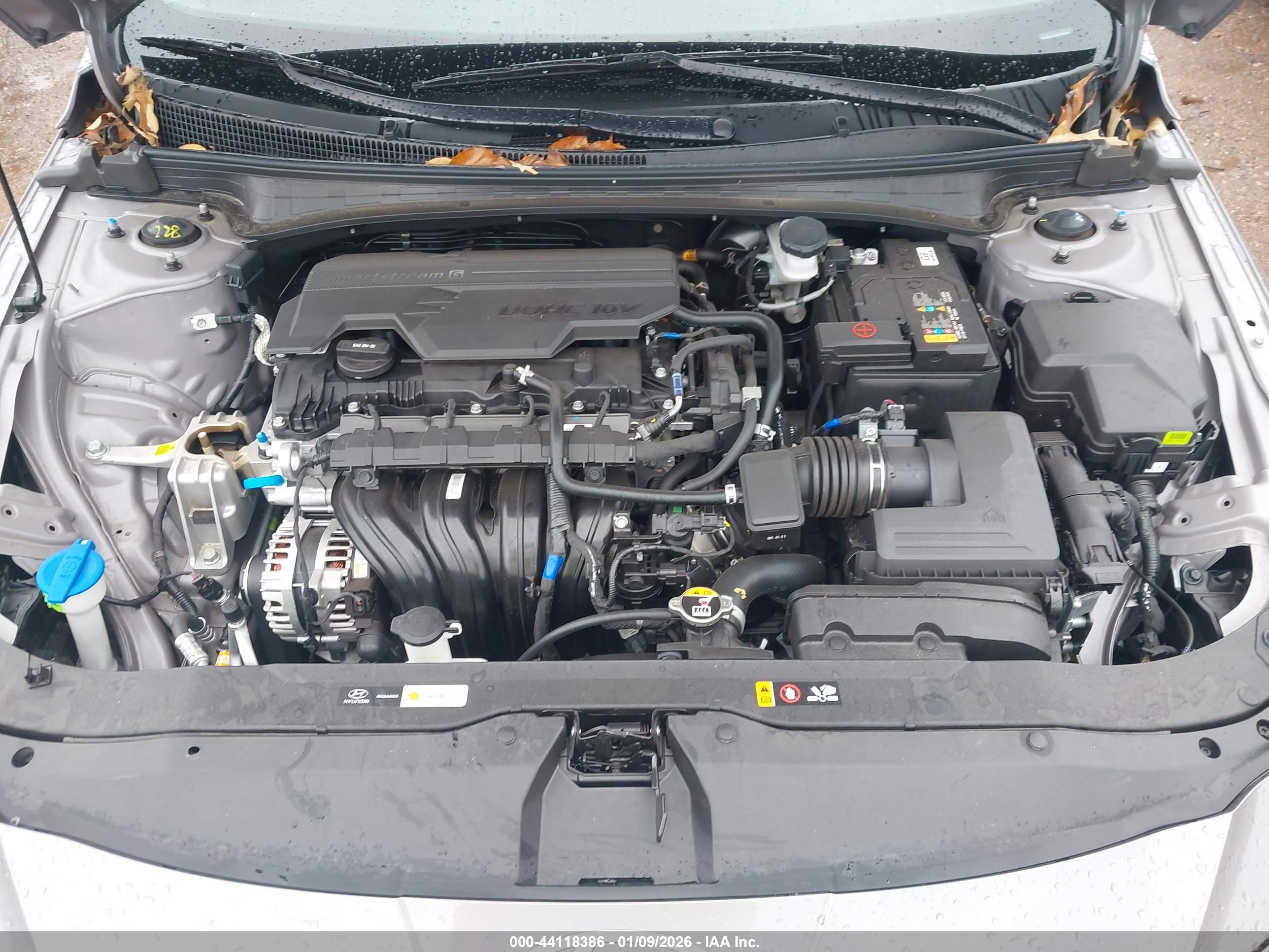 HYUNDAI ELANTRA image 10