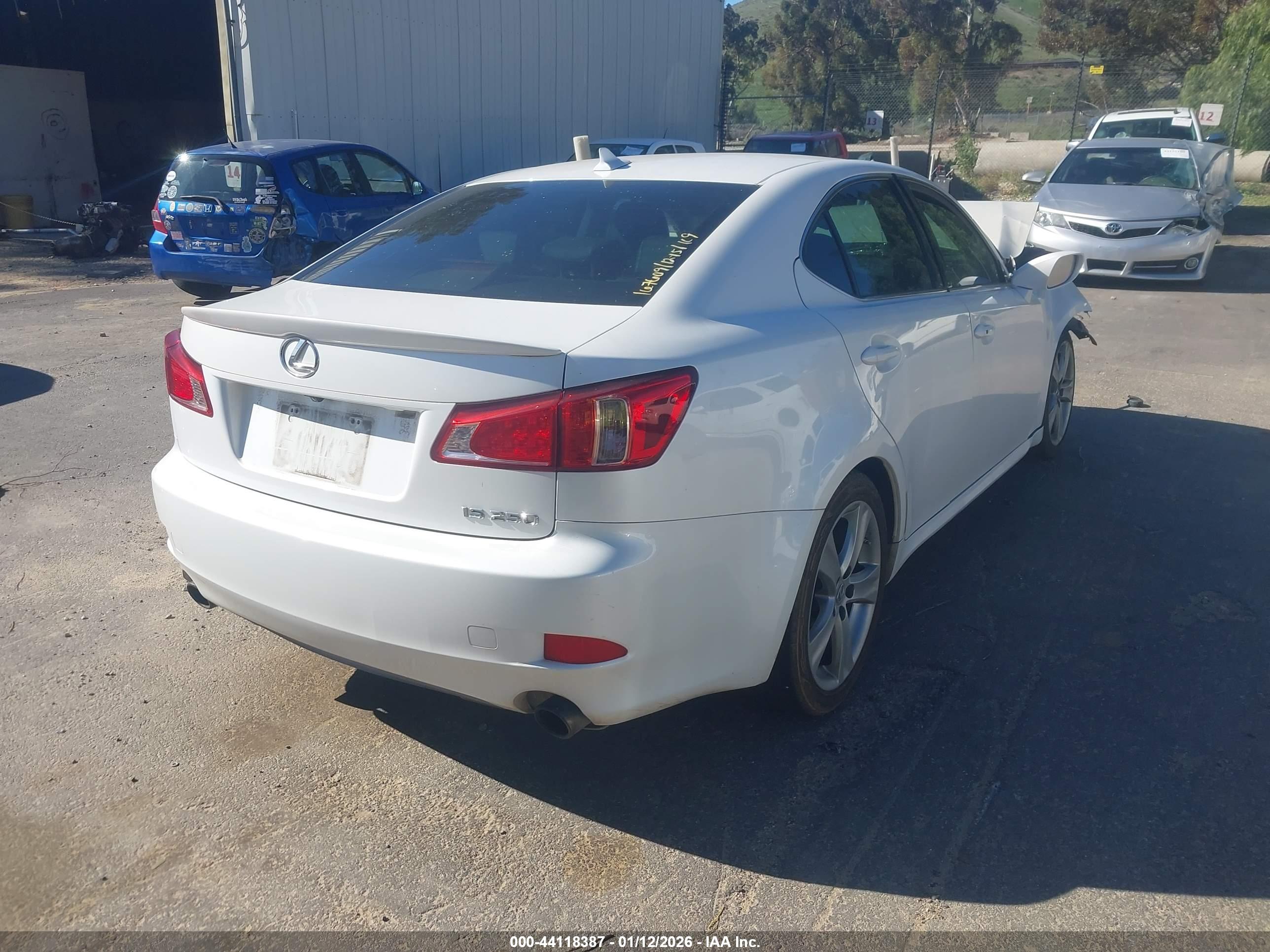 LEXUS IS image 4