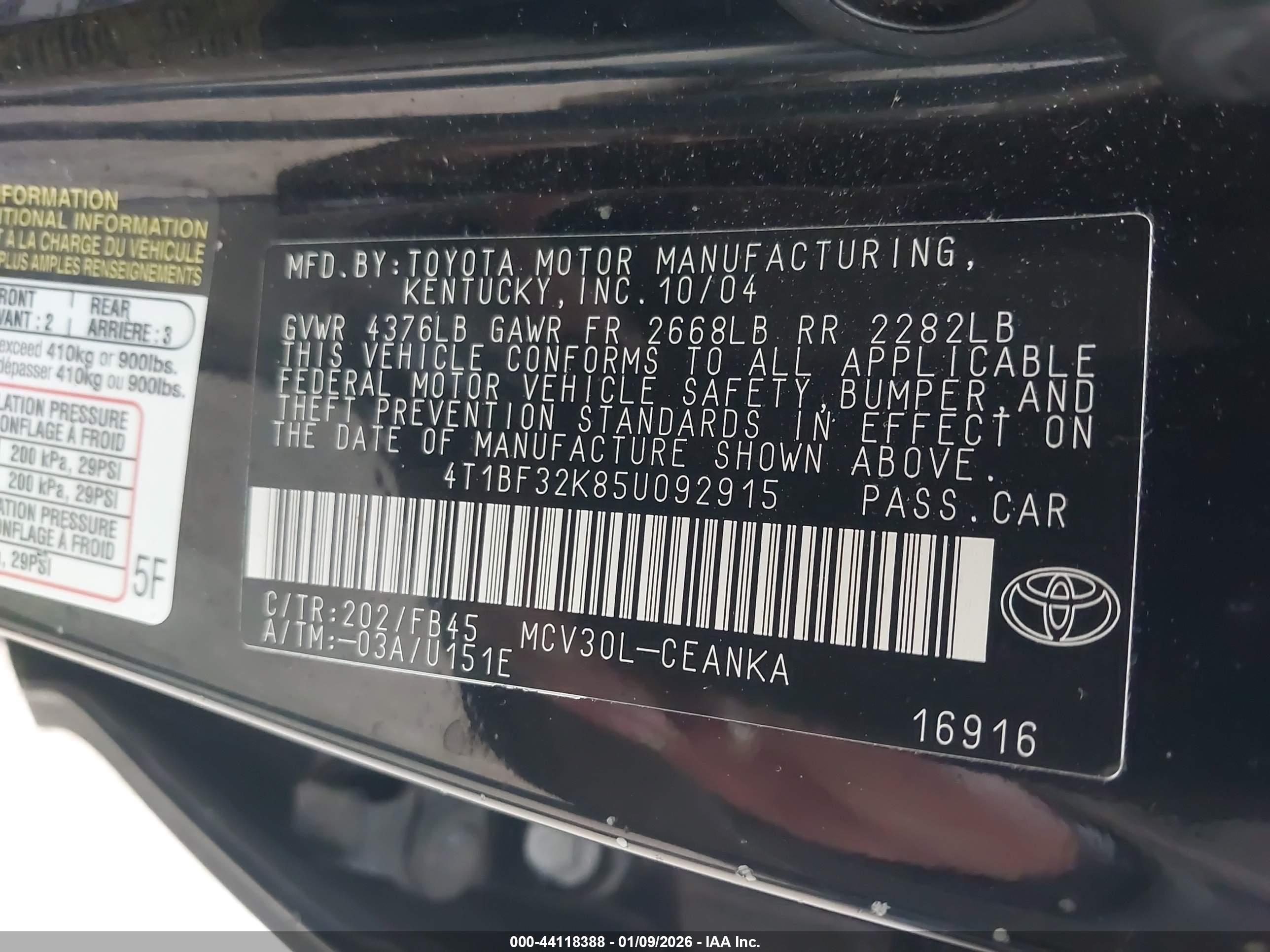 TOYOTA CAMRY image 9