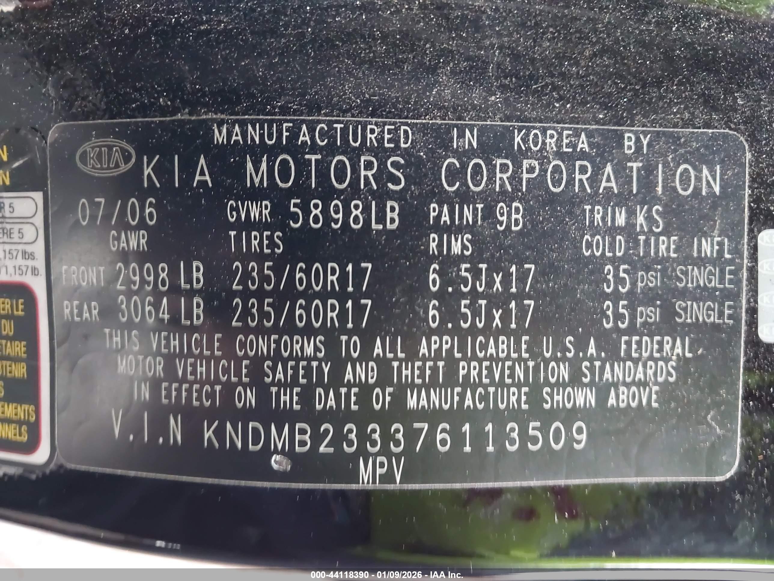 KIA SEDONA image 9