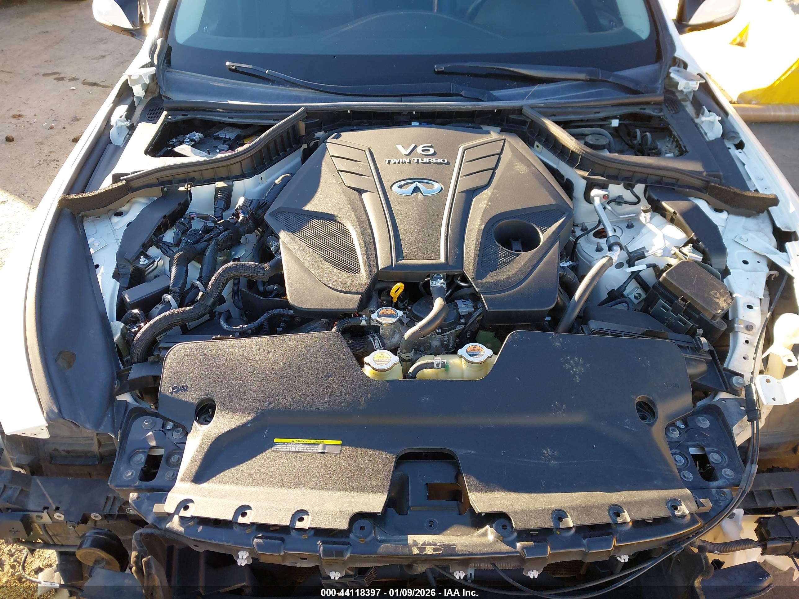 INFINITI Q50 image 10