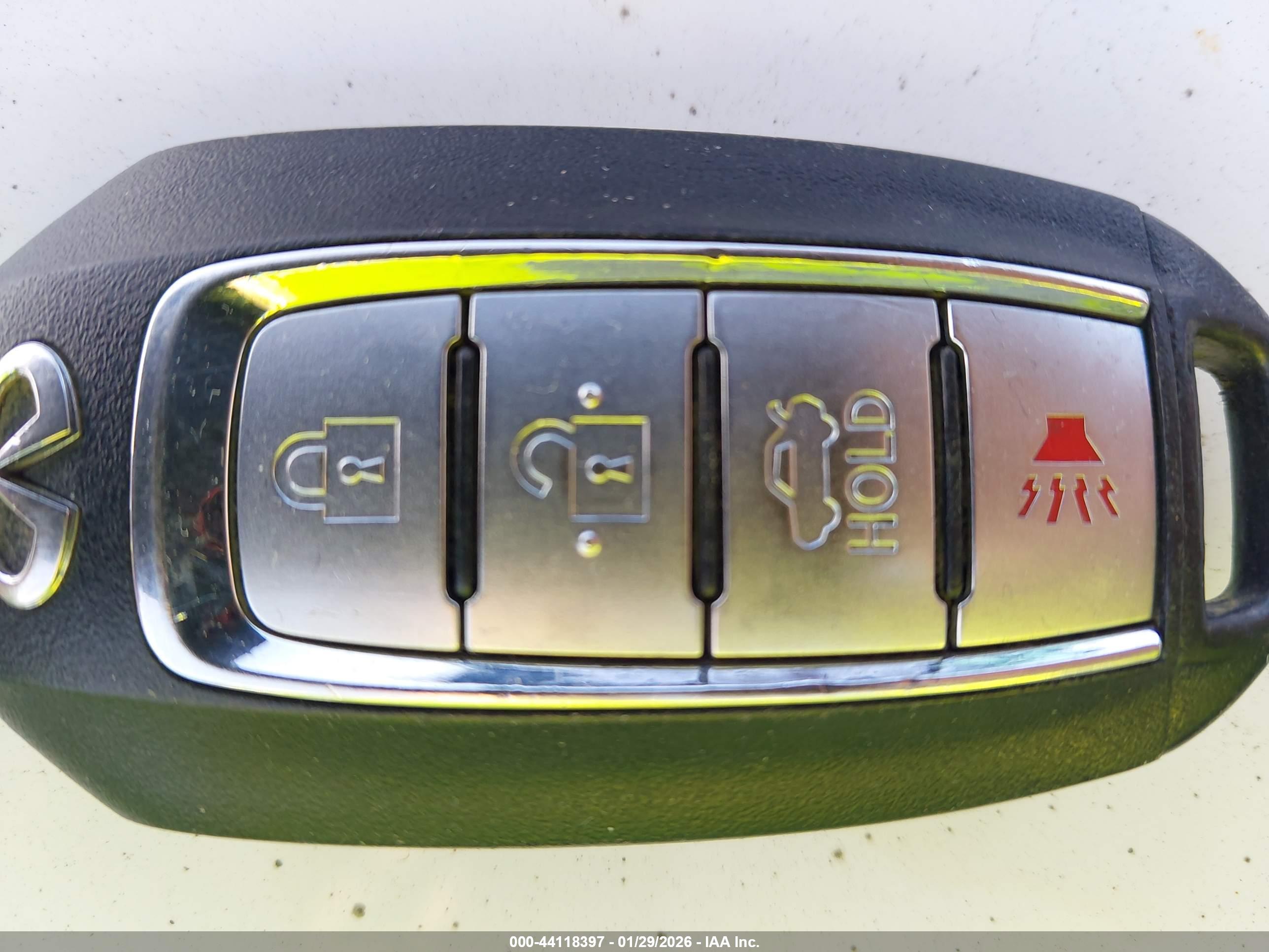 INFINITI Q50 image 11