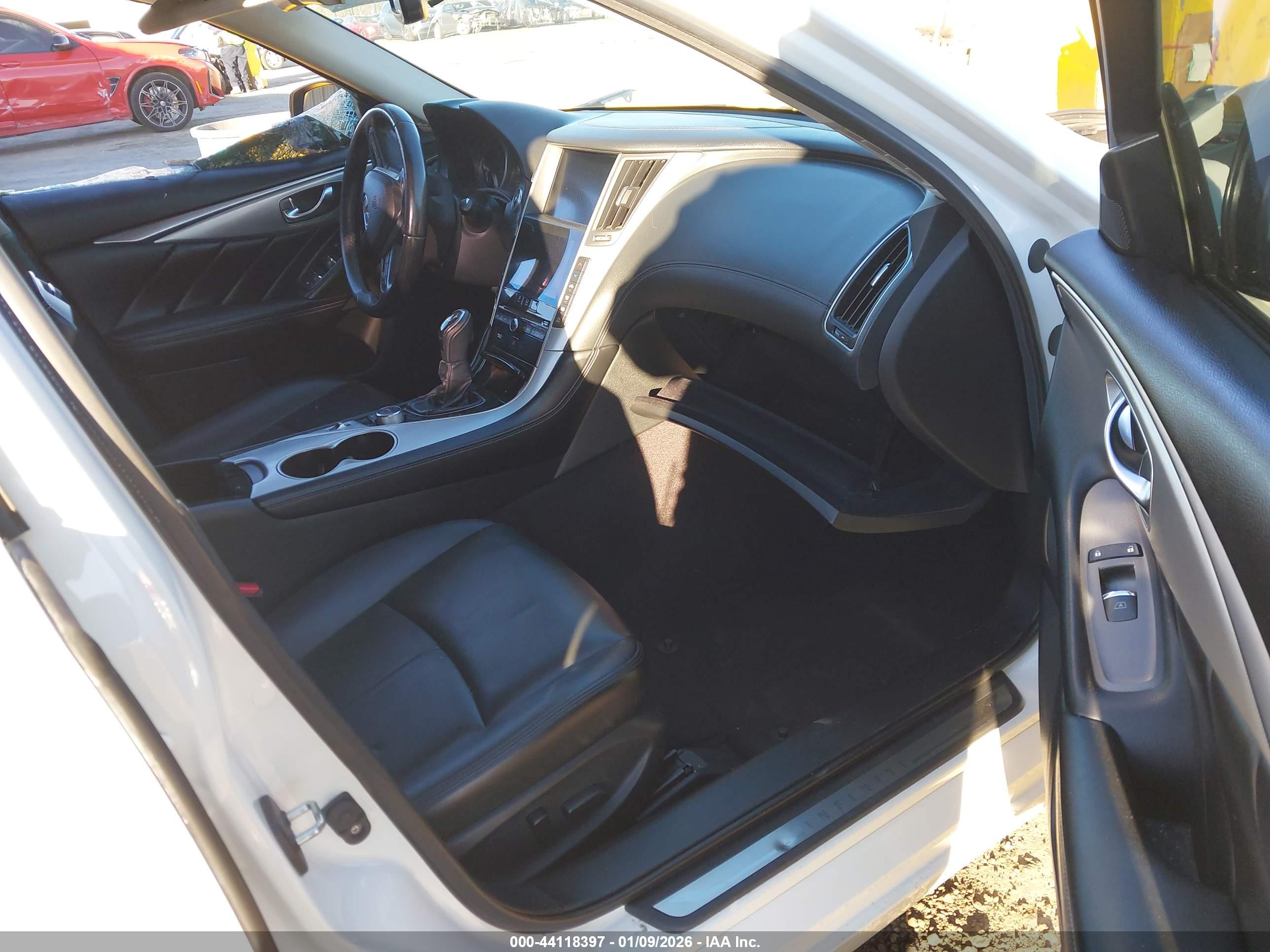 INFINITI Q50 image 5