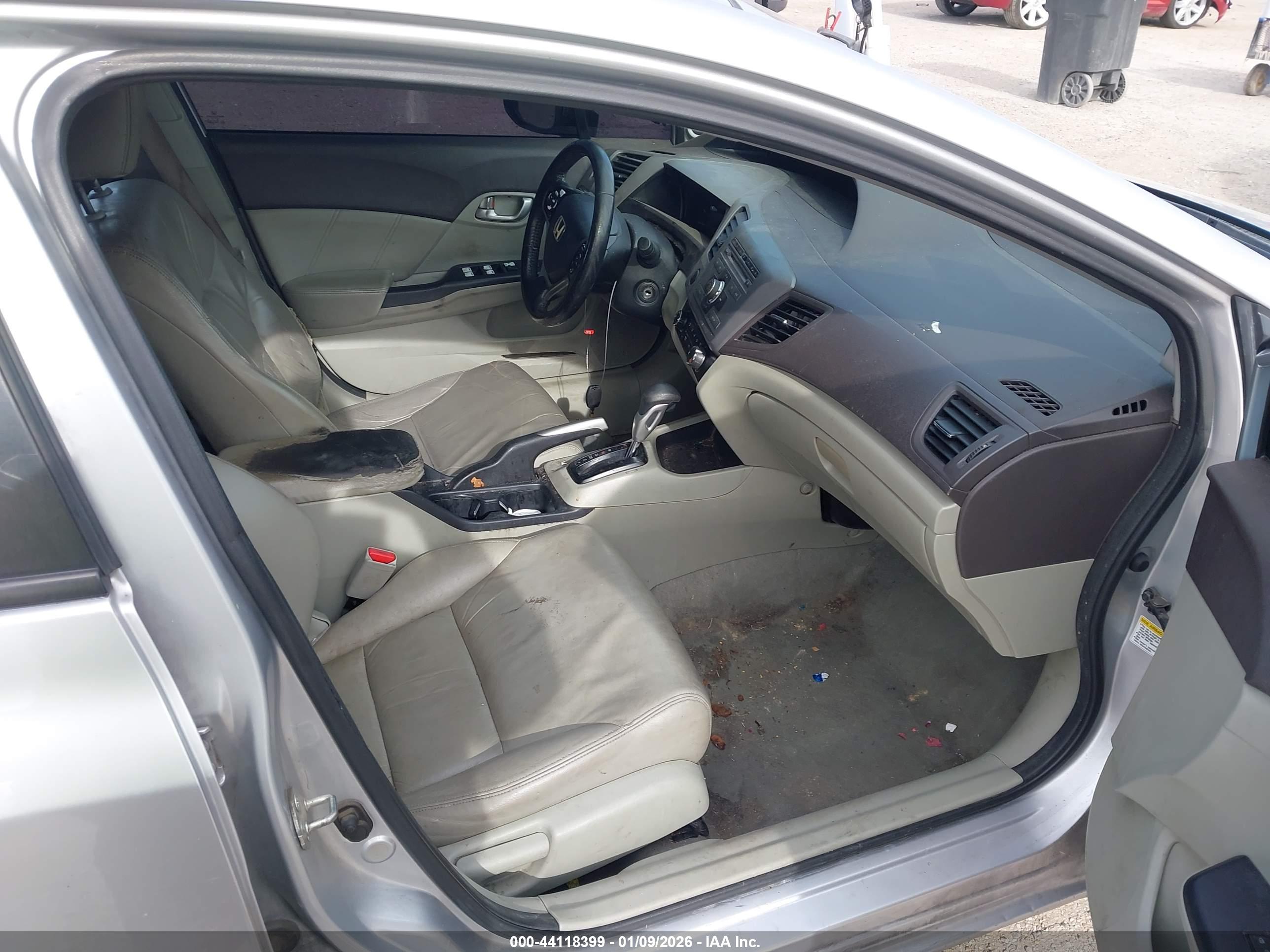 HONDA CIVIC image 5