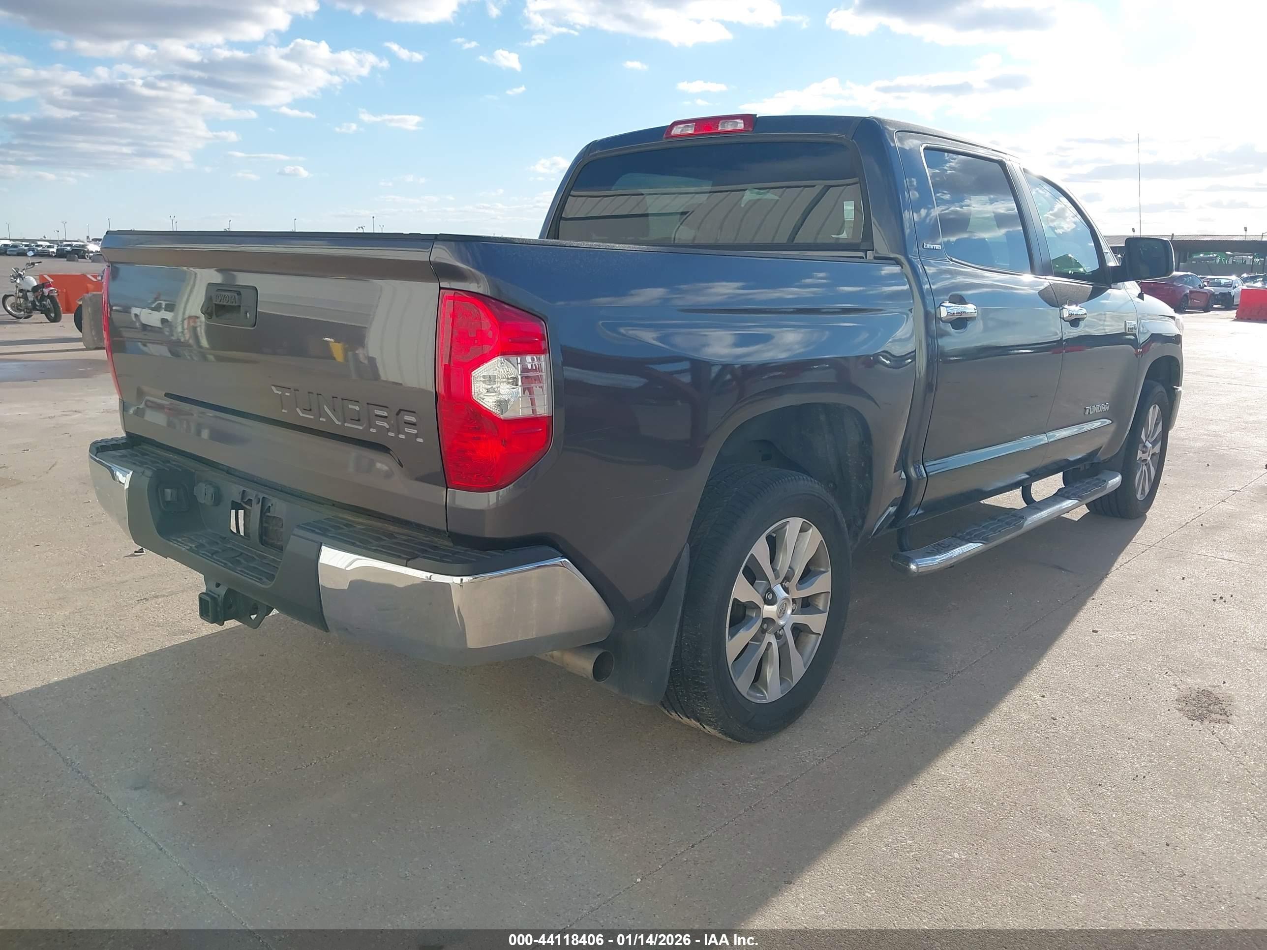 TOYOTA TUNDRA image 4