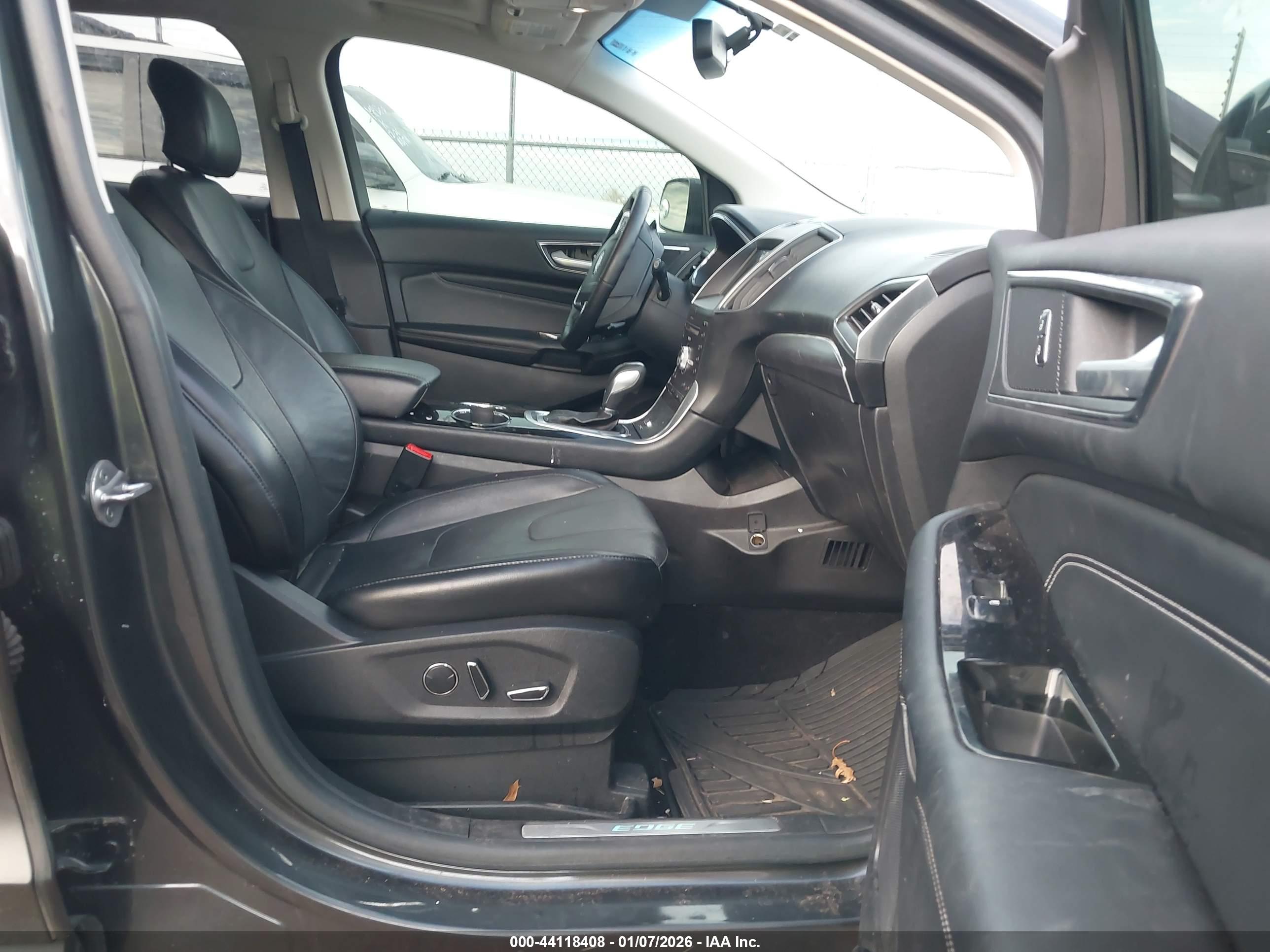 FORD EDGE image 5