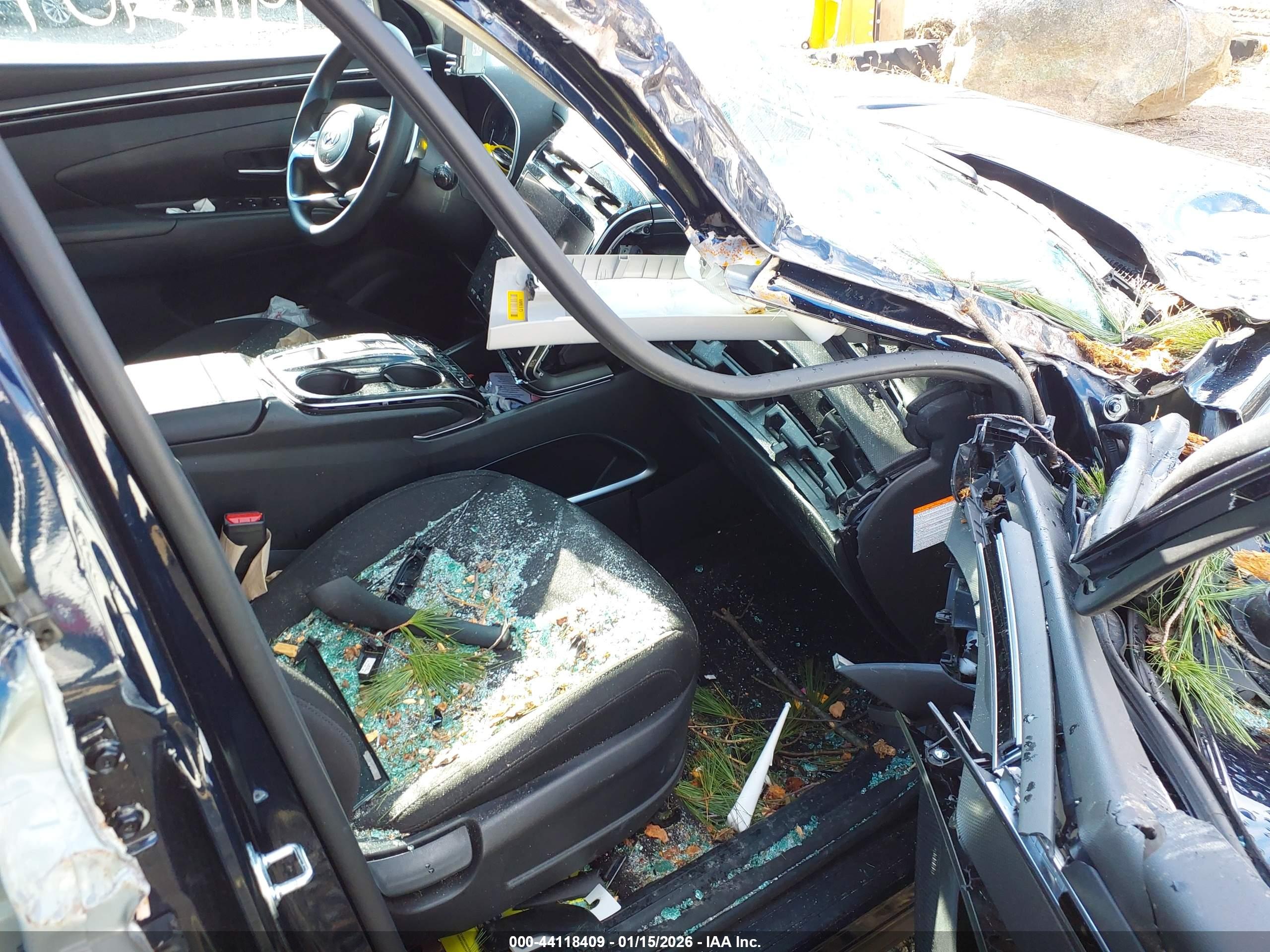 HYUNDAI TUCSON image 5
