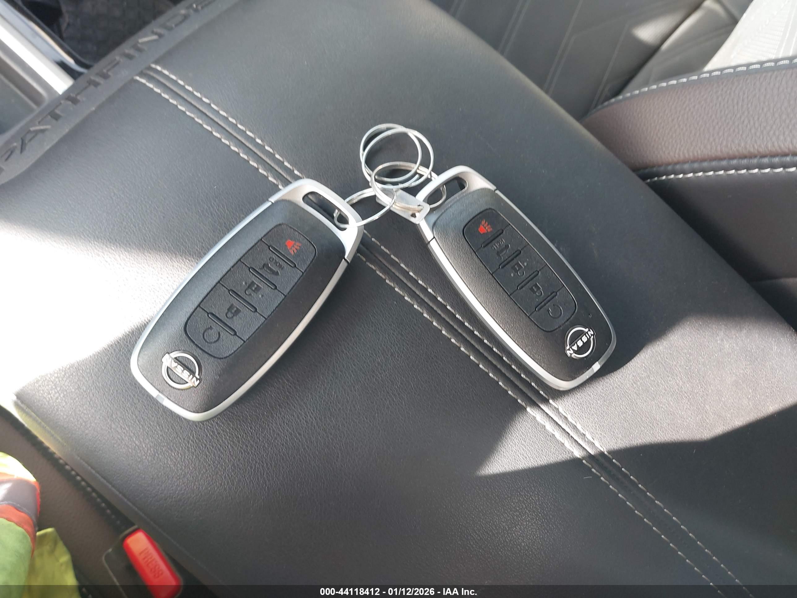 NISSAN PATHFINDER image 11