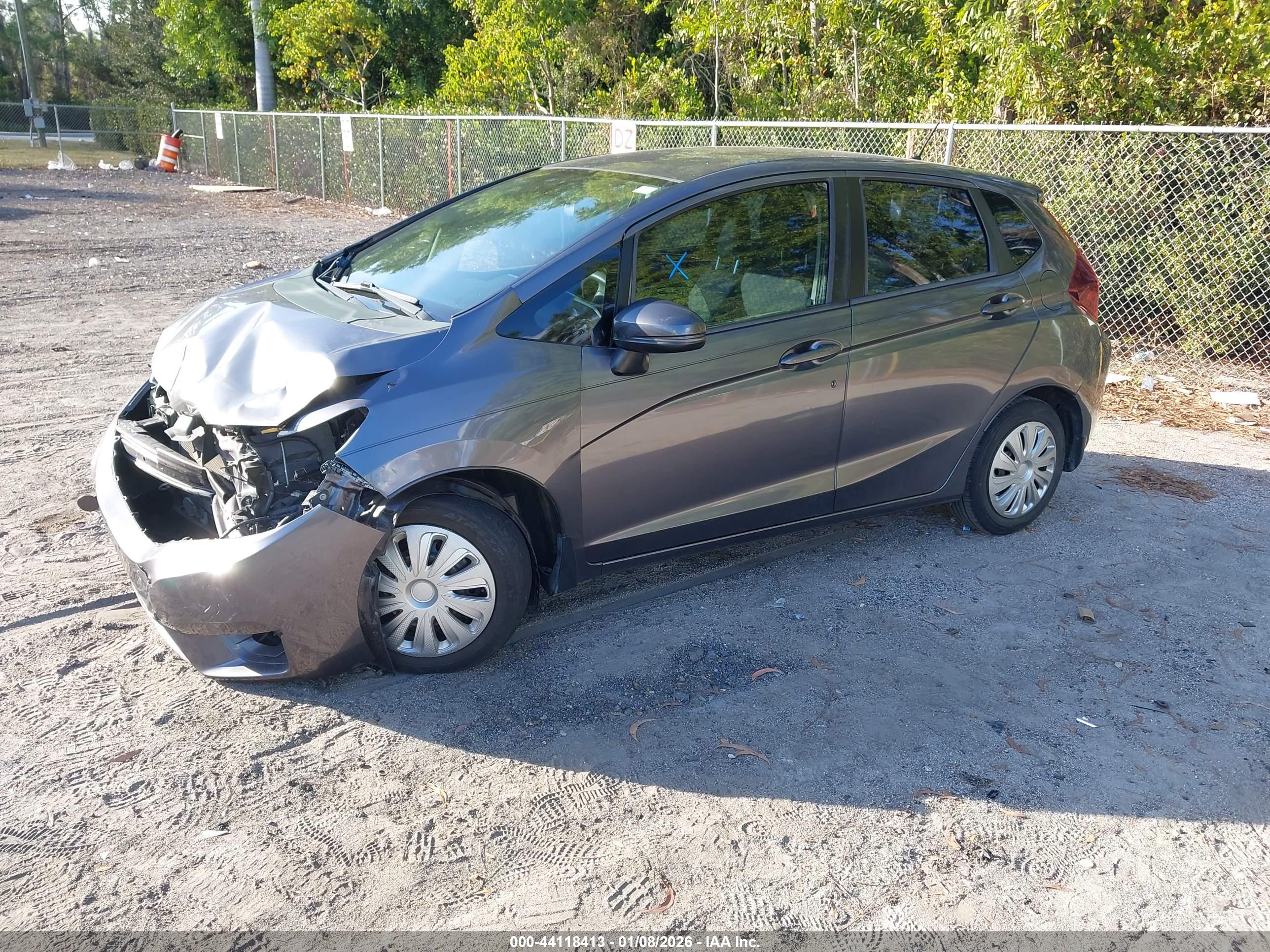 HONDA FIT image 2