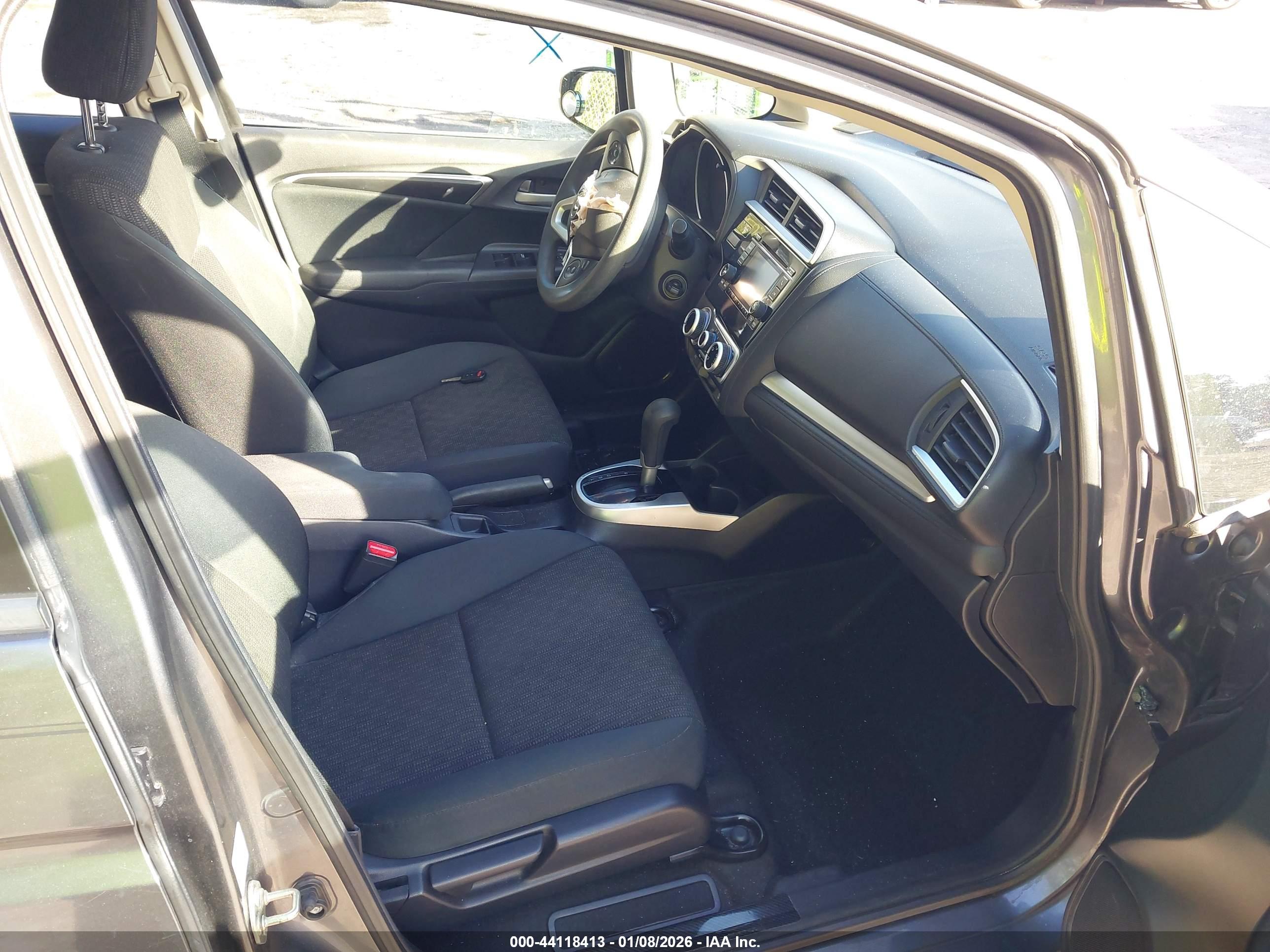 HONDA FIT image 5