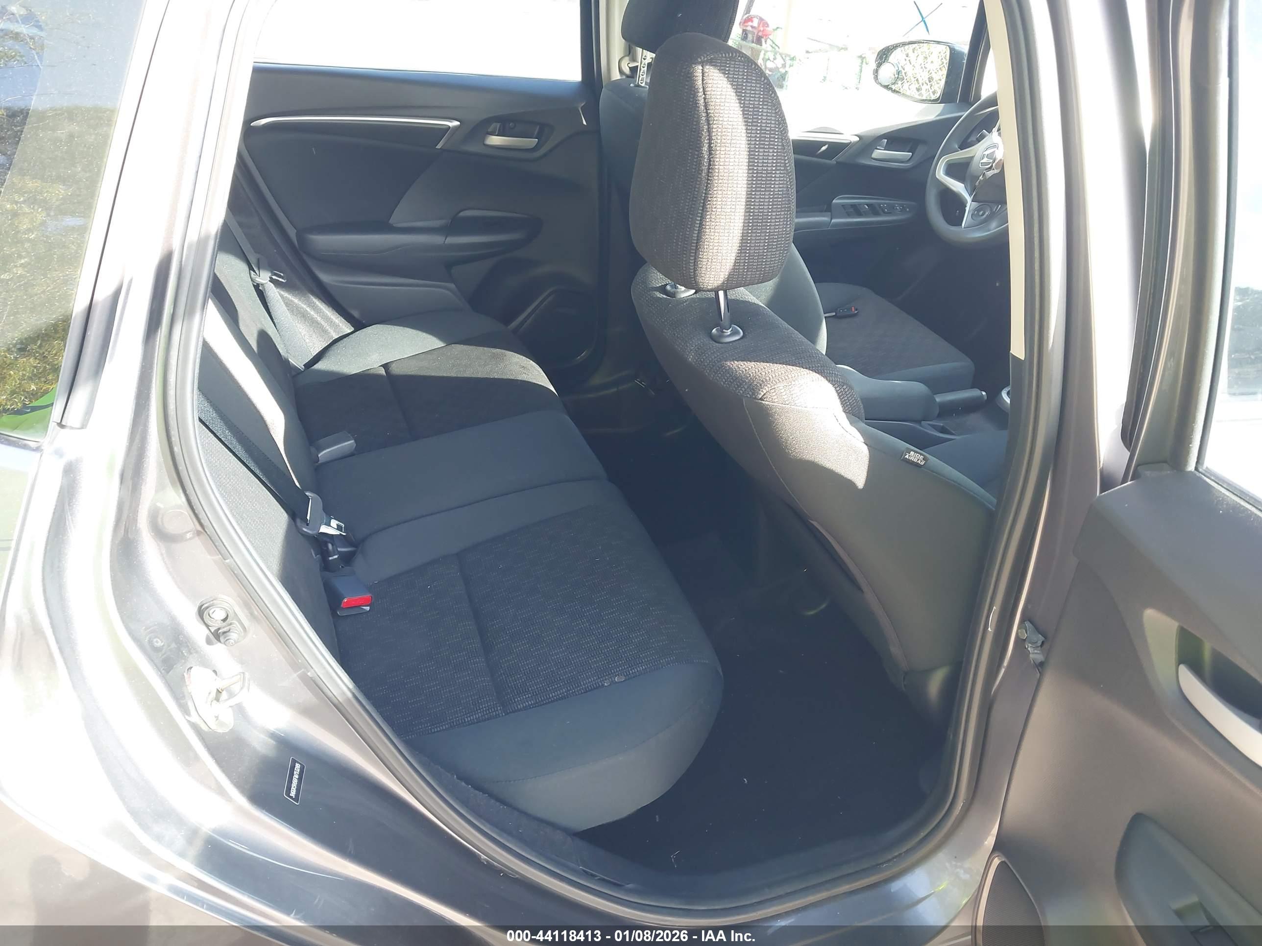 HONDA FIT image 8