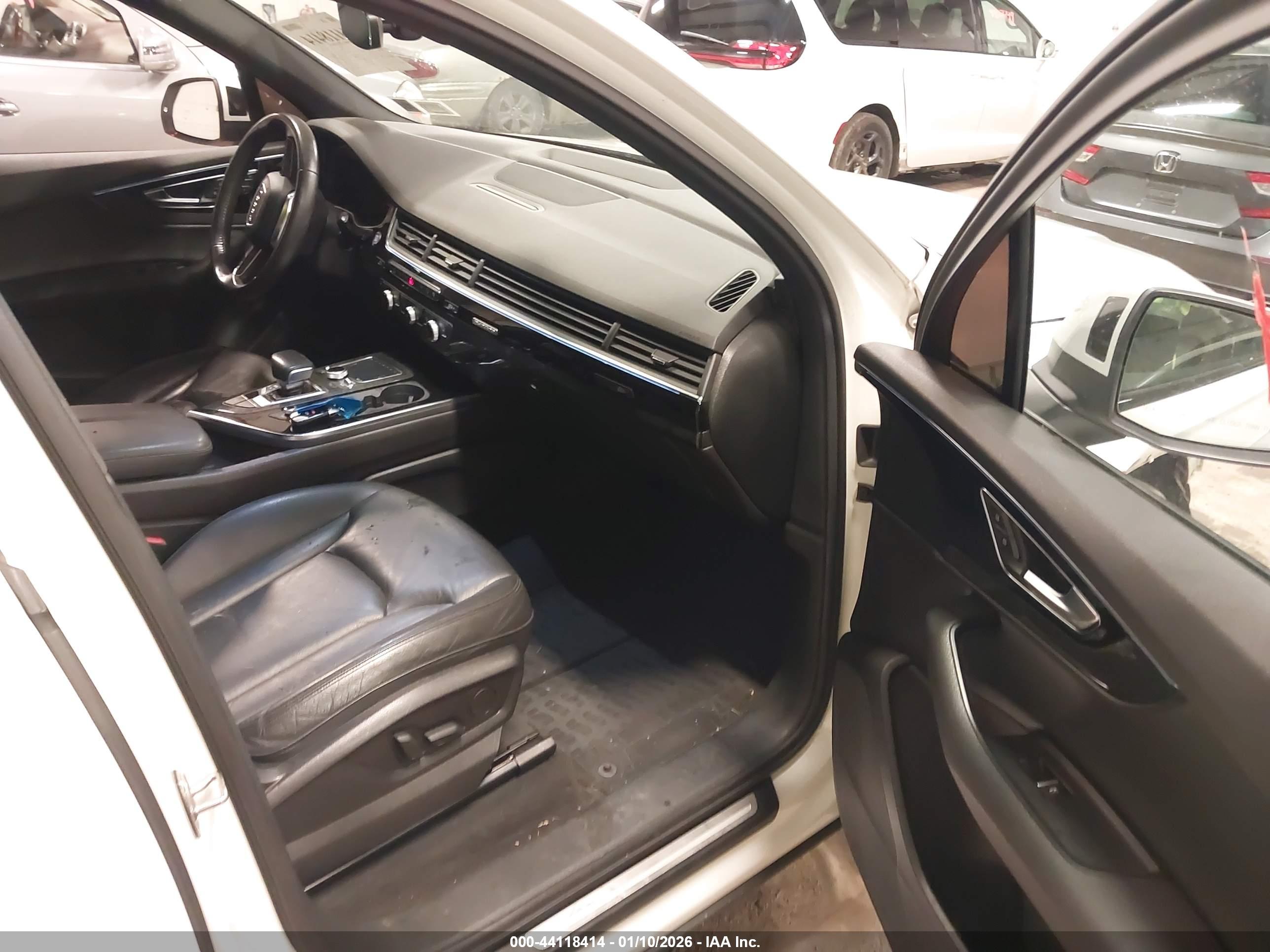 AUDI Q7 image 5